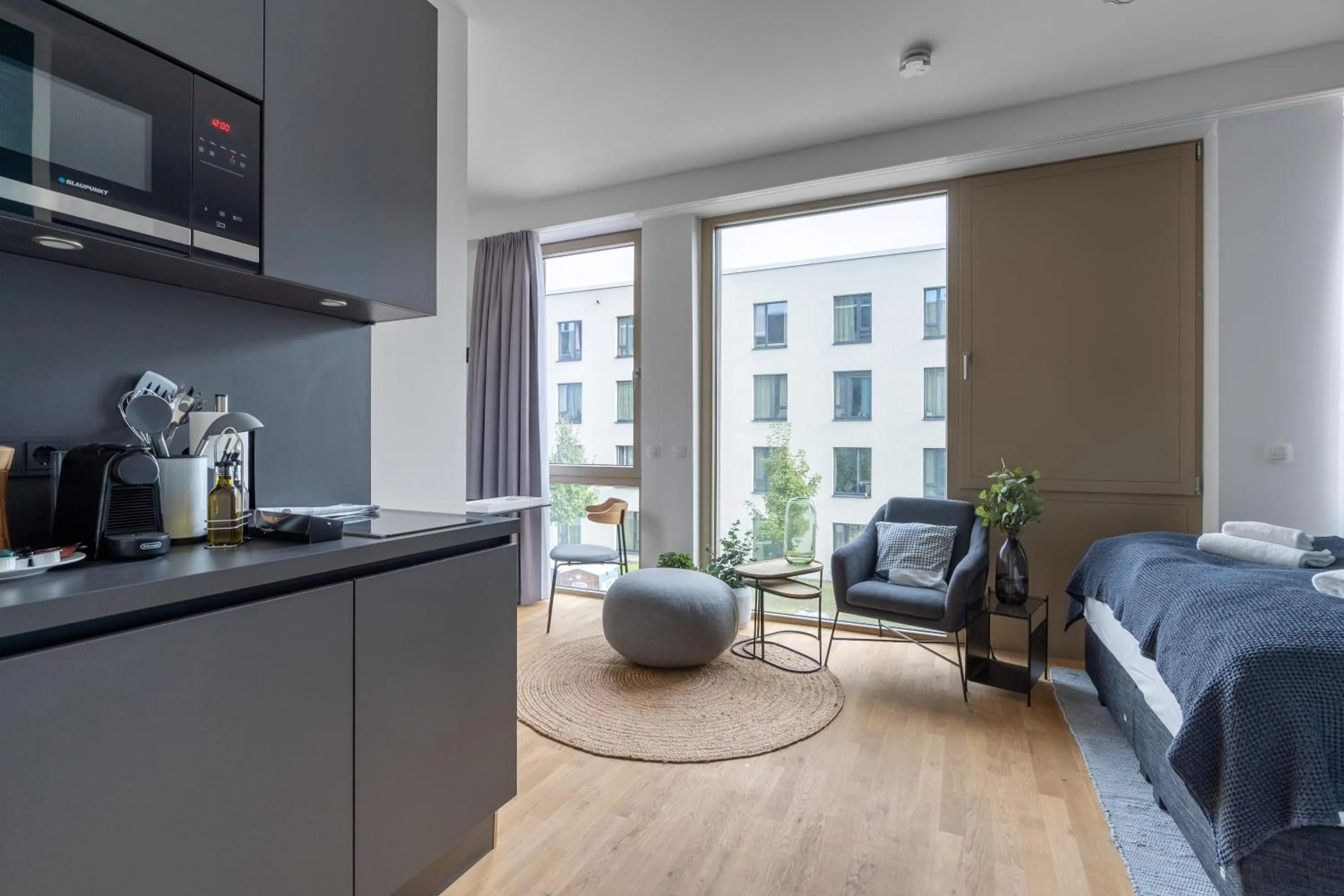 Bed in Limehome Potsdam Annemarie-Wolff-Platz