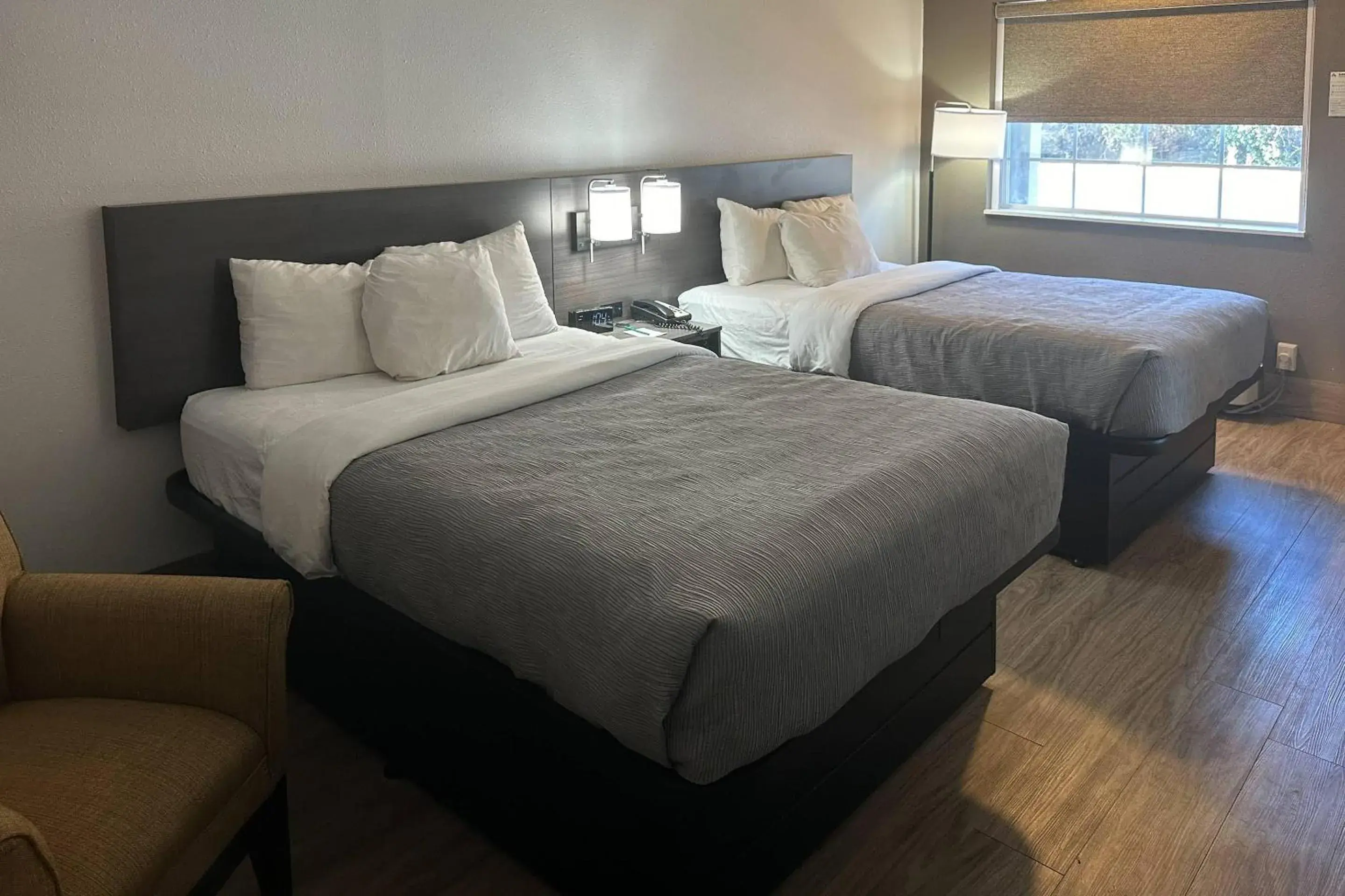 Bedroom, Bed in Quality Inn Forsyth near GA Public Safety Training Center Bedroom, Bed in Quality Inn Forsyth near GA Public Safety Training Center