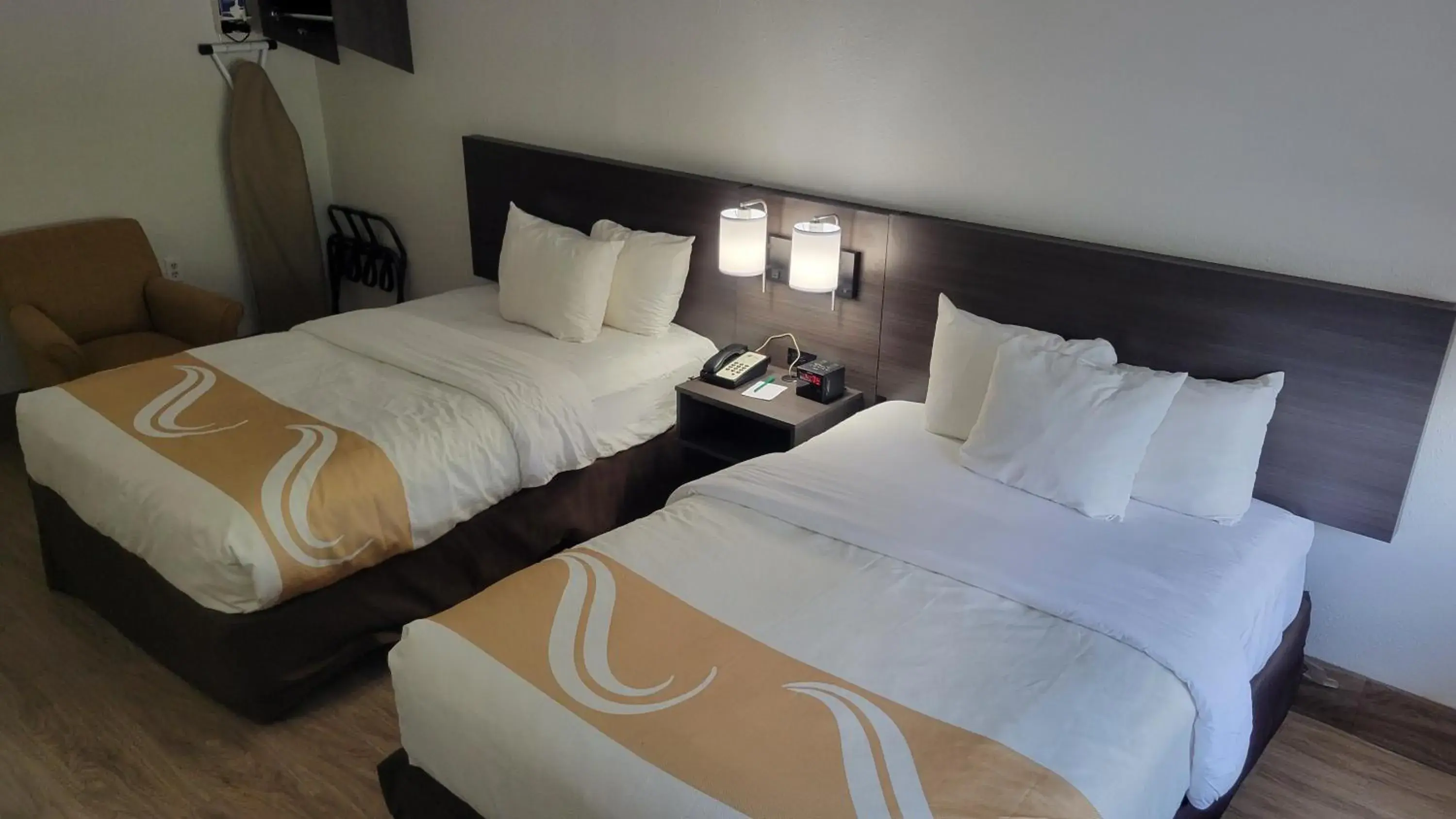 Bed in Quality Inn Forsyth near GA Public Safety Training Center Bed in Quality Inn Forsyth near GA Public Safety Training Center