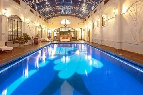 Swimming pool in Valle Escondido Resort Swimming pool in Valle Escondido Resort