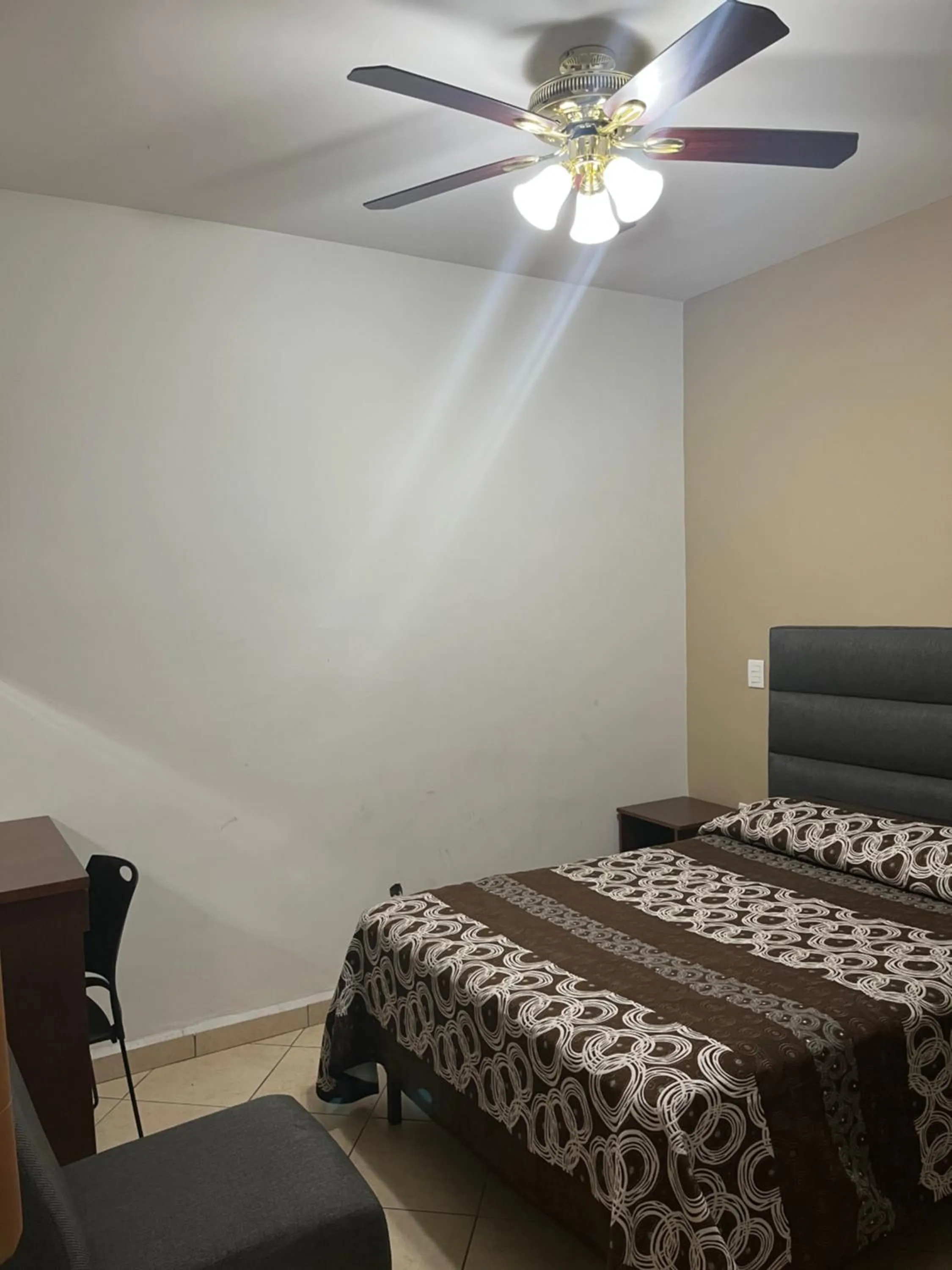 Bed in Hotel Posada Ruiseñor