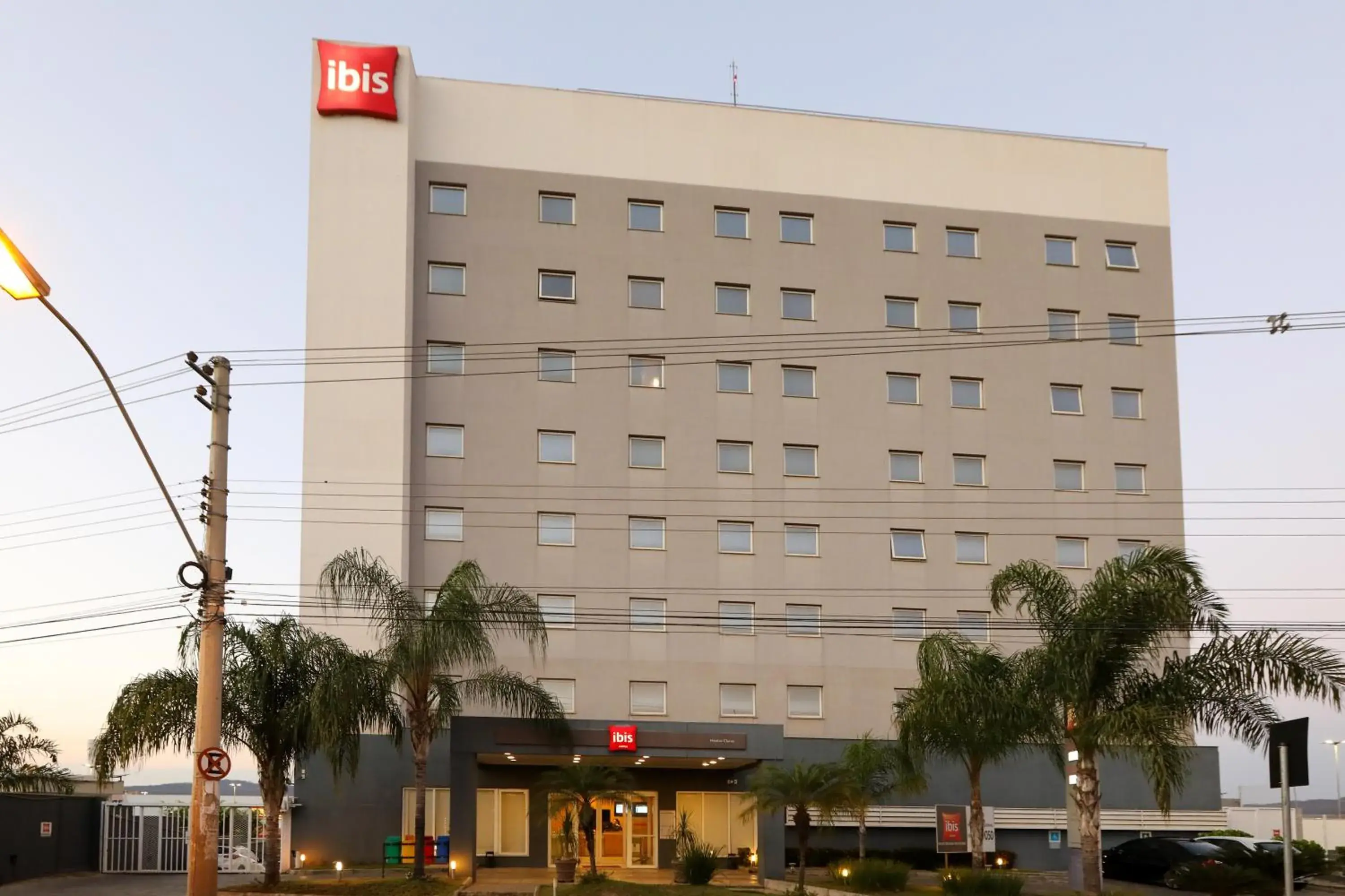 Property building in ibis Montes Claros Shopping Property building in ibis Montes Claros Shopping