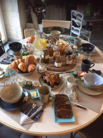 Breakfast in La Belle Etoile