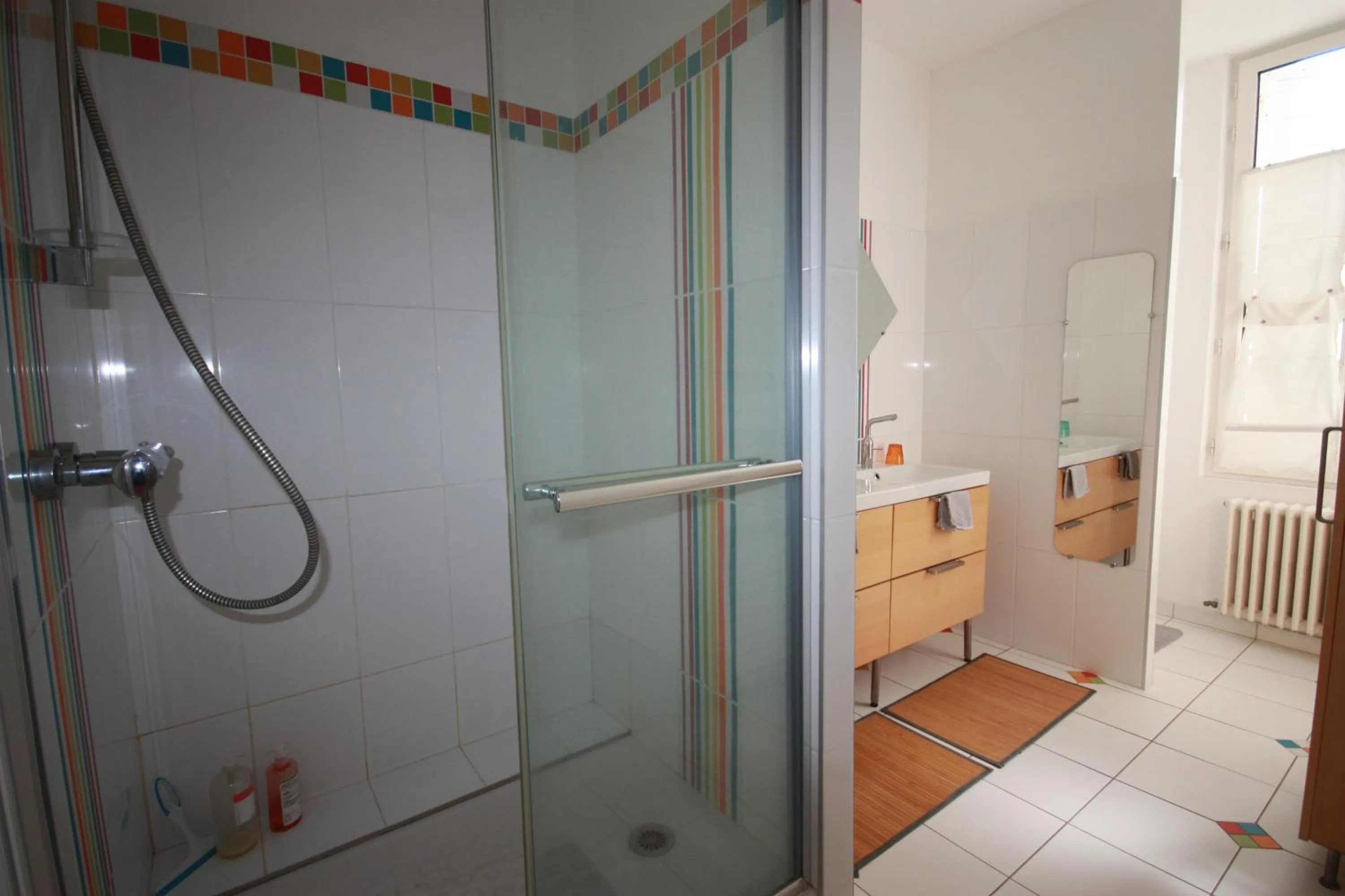 Bathroom in La Belle Etoile