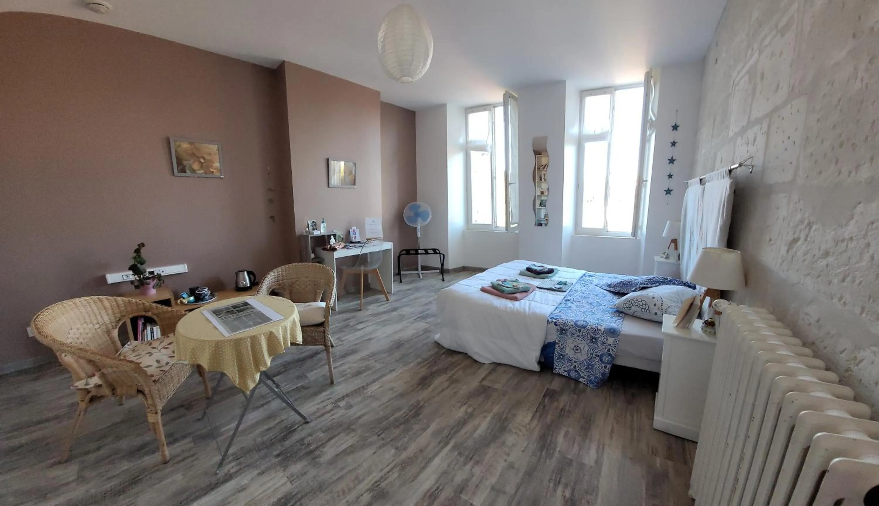 Bed in La Belle Etoile