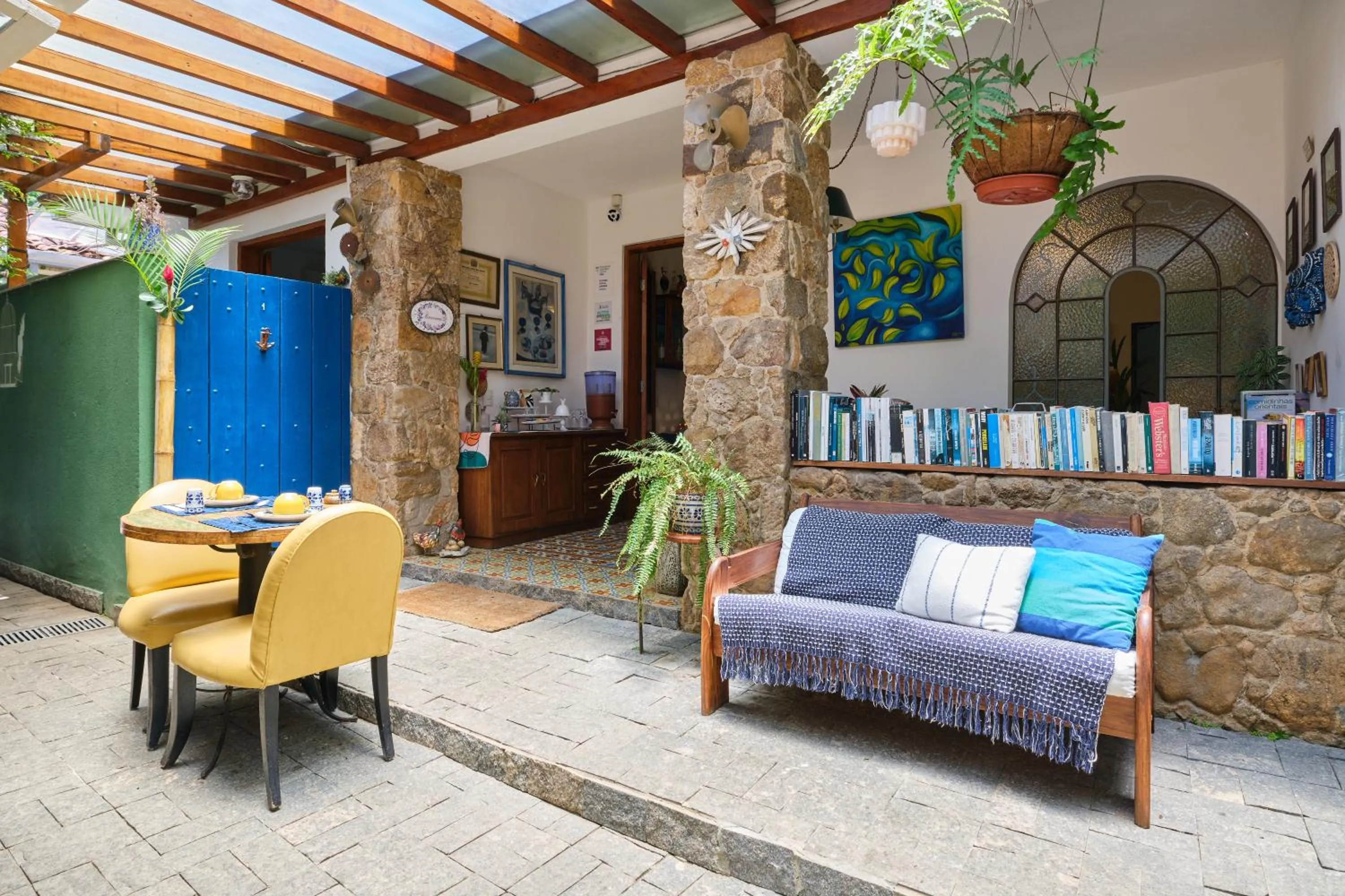 Pousada Pontal Gardens