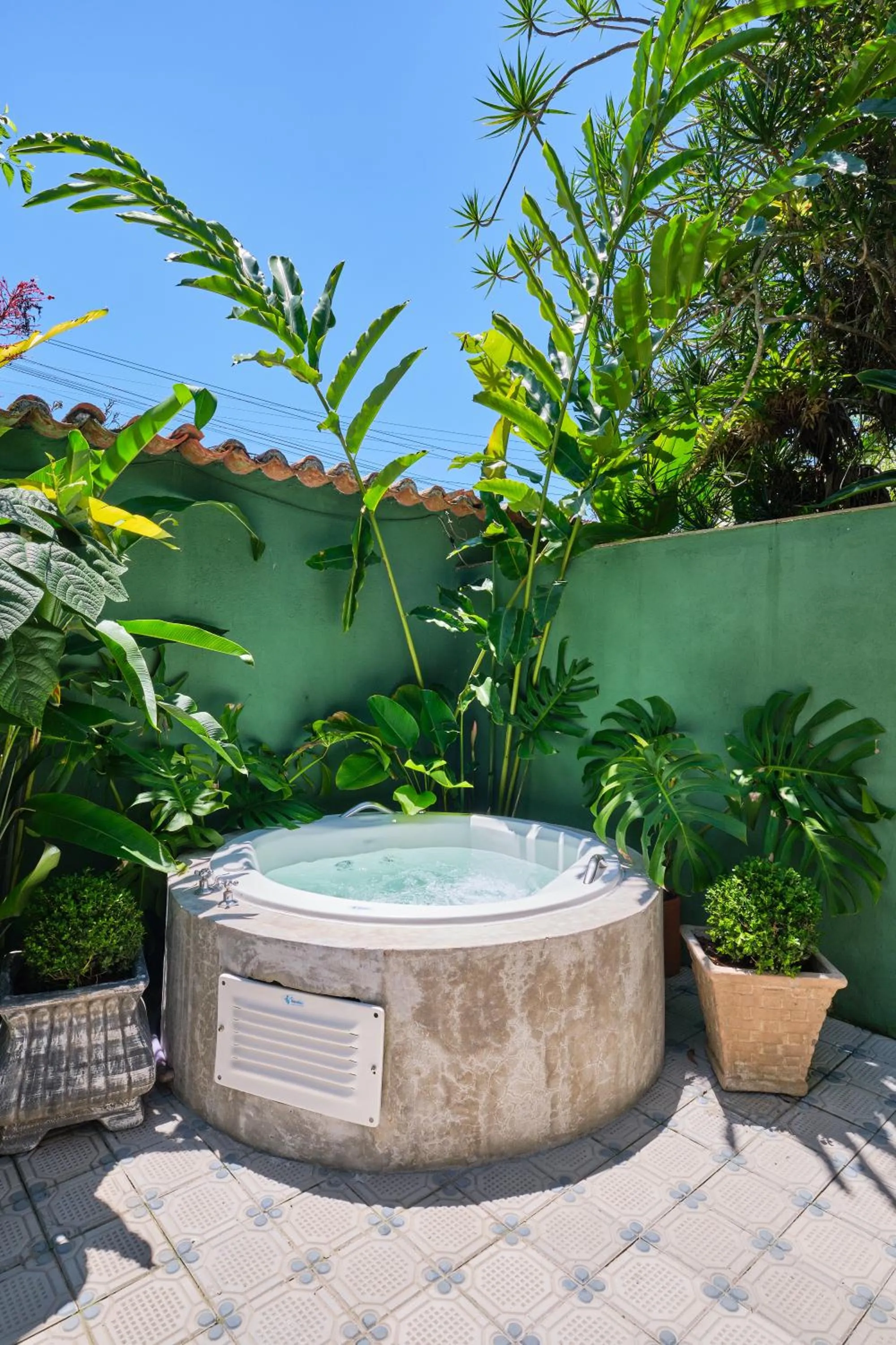 Pousada Pontal Gardens