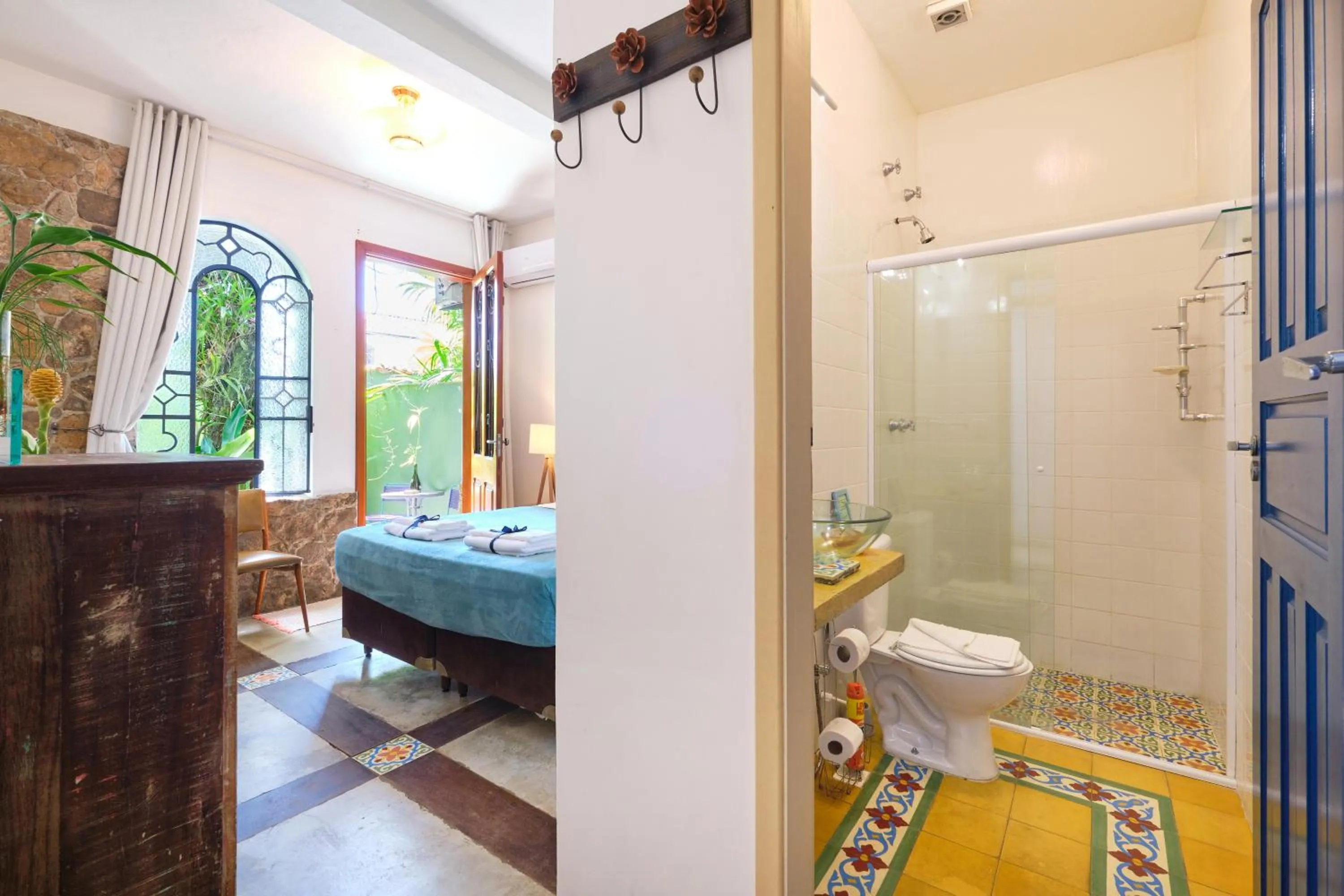 Pousada Pontal Gardens