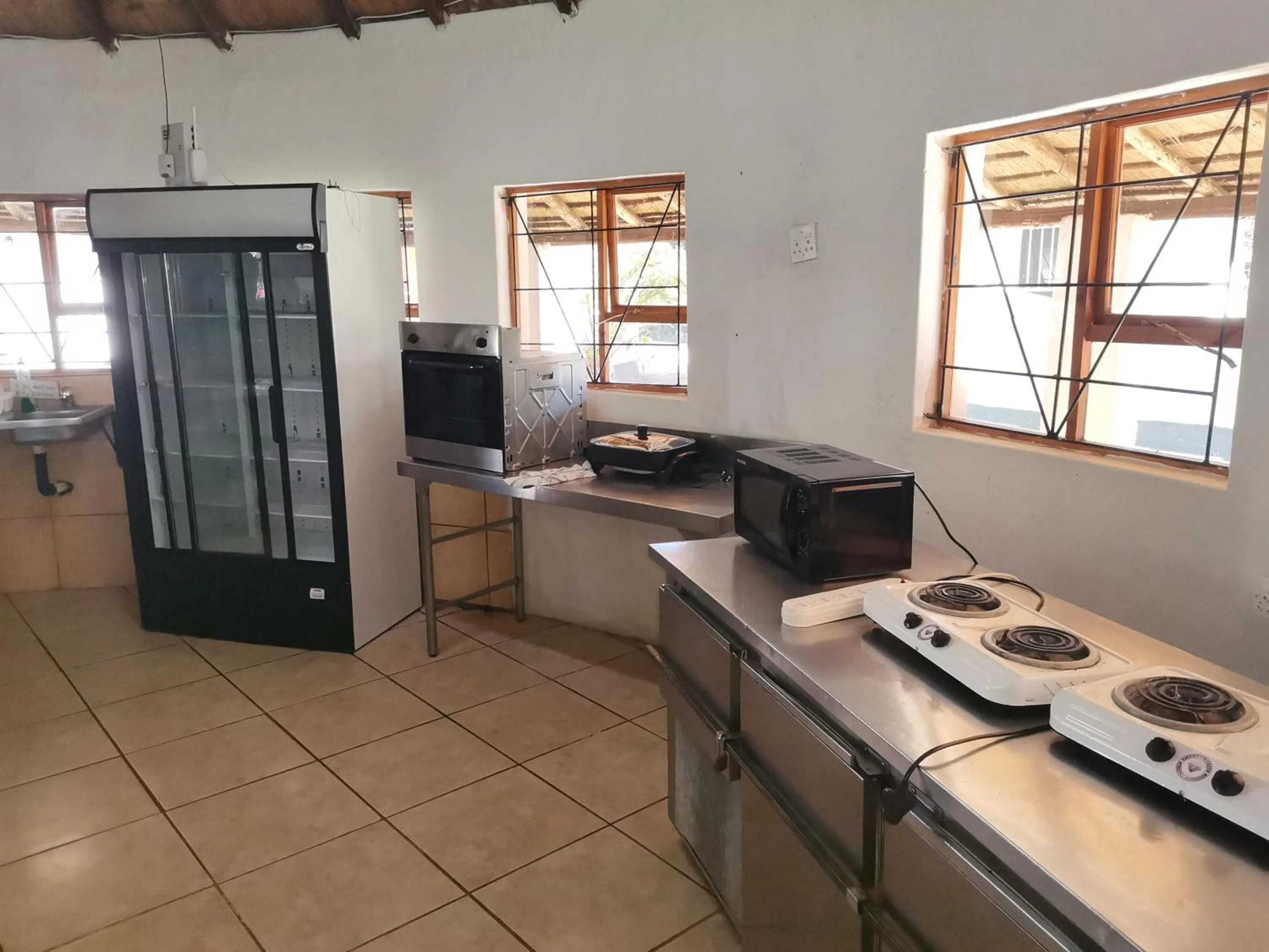 10-Bed Mixed Dormitory Room in Graskop family retreat and backpackers