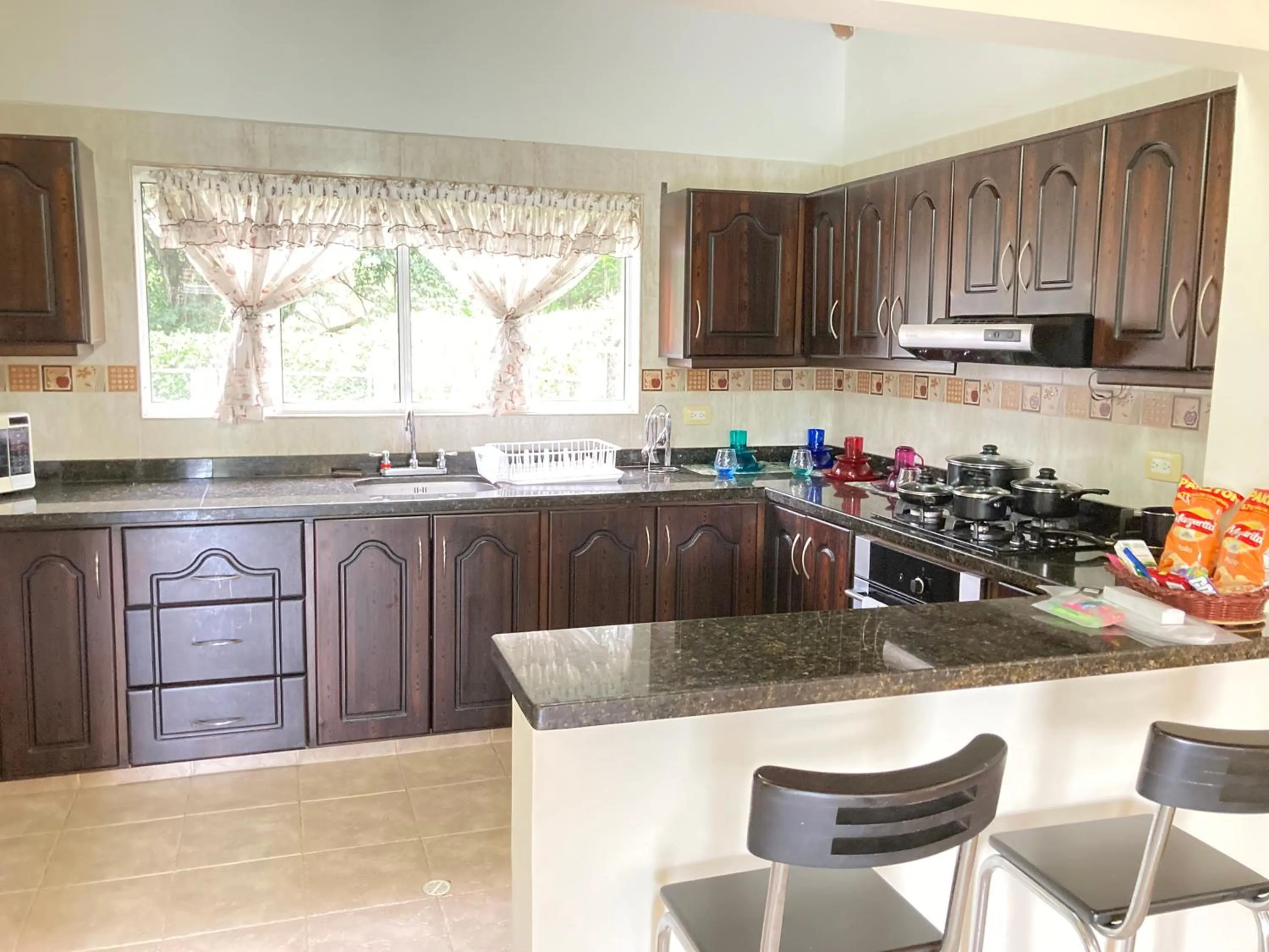 Kitchen or kitchenette in Hotel Palmera Real