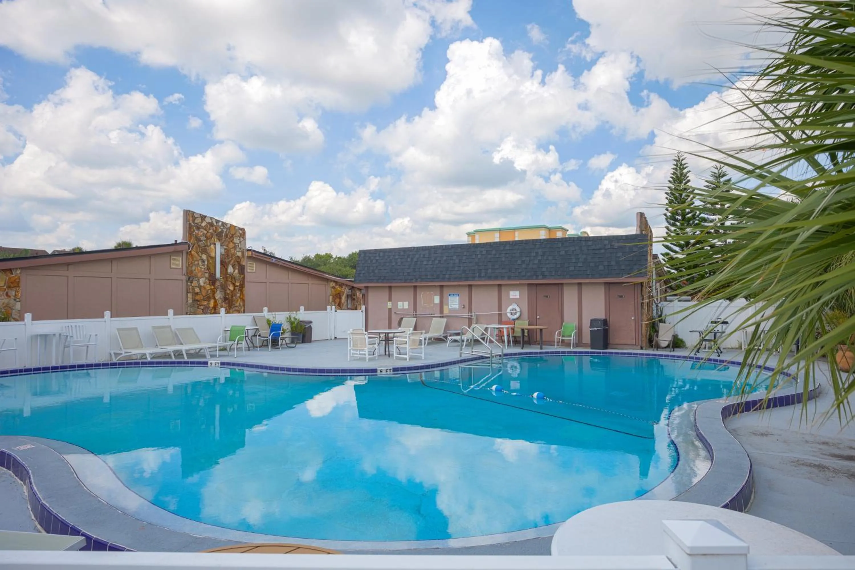 Swimming pool in Liberty Garden Inn by OYO Kissimmee near Disney World