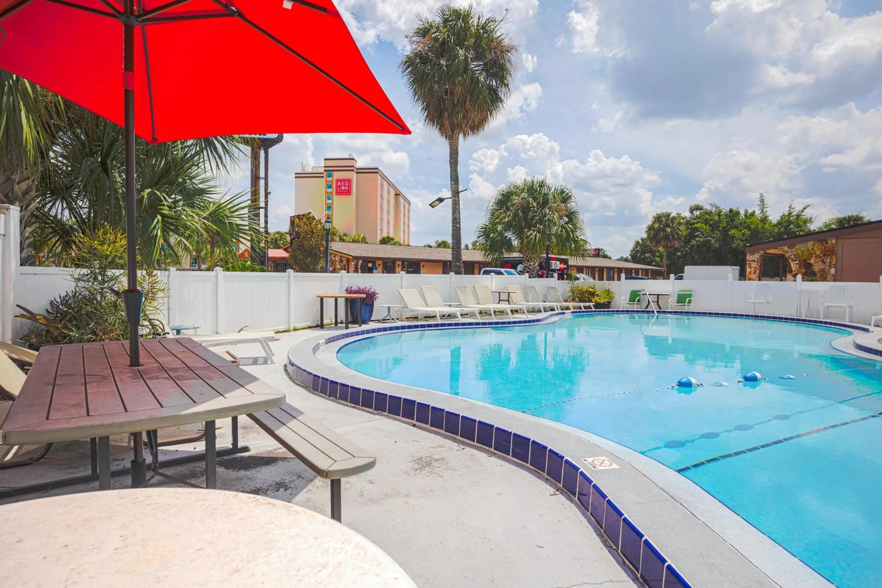 Swimming pool in Liberty Garden Inn by OYO Kissimmee near Disney World