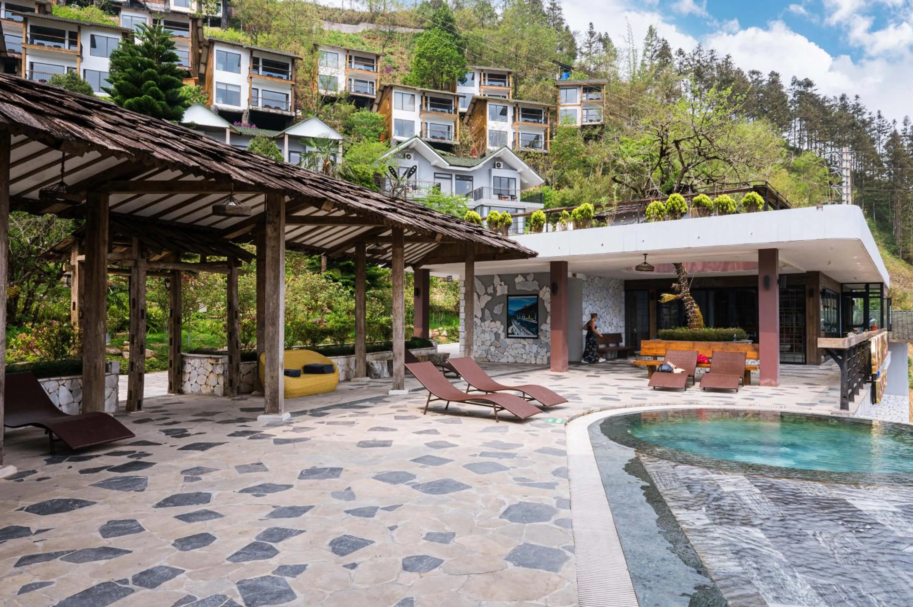 Sapa Catcat Hills Resort & Spa