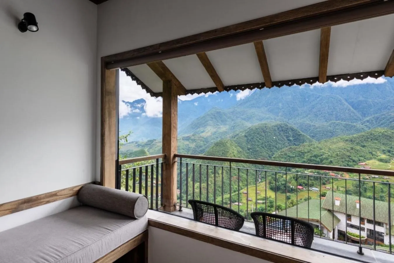 Balcony/Terrace in Sapa Catcat Hills Resort & Spa