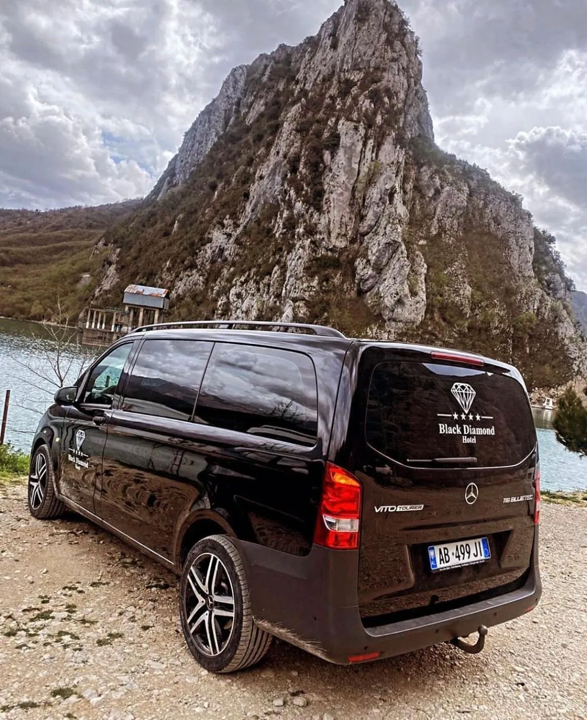 shuttle in Black Diamond Hotel