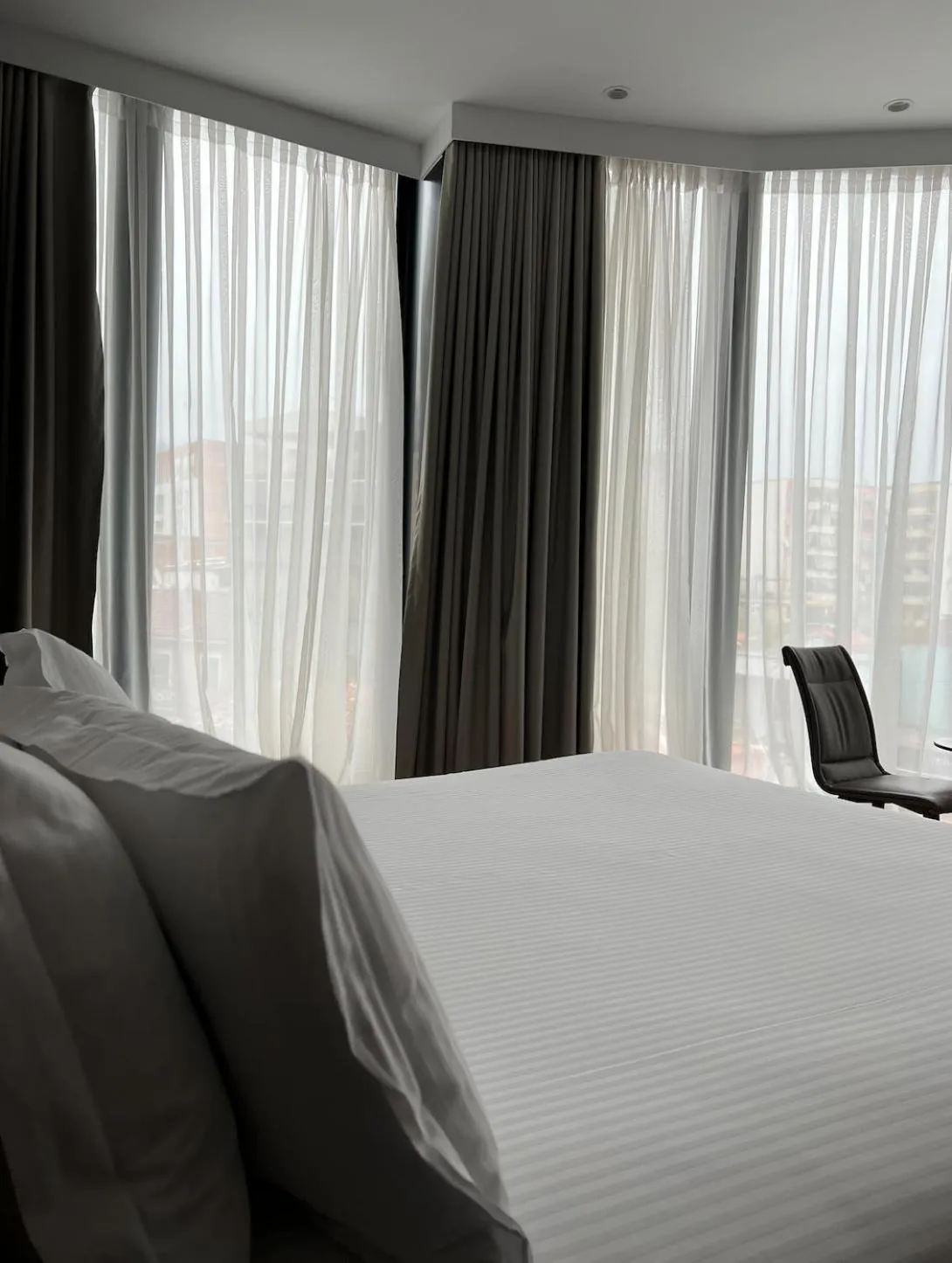 Bed in Black Diamond Hotel