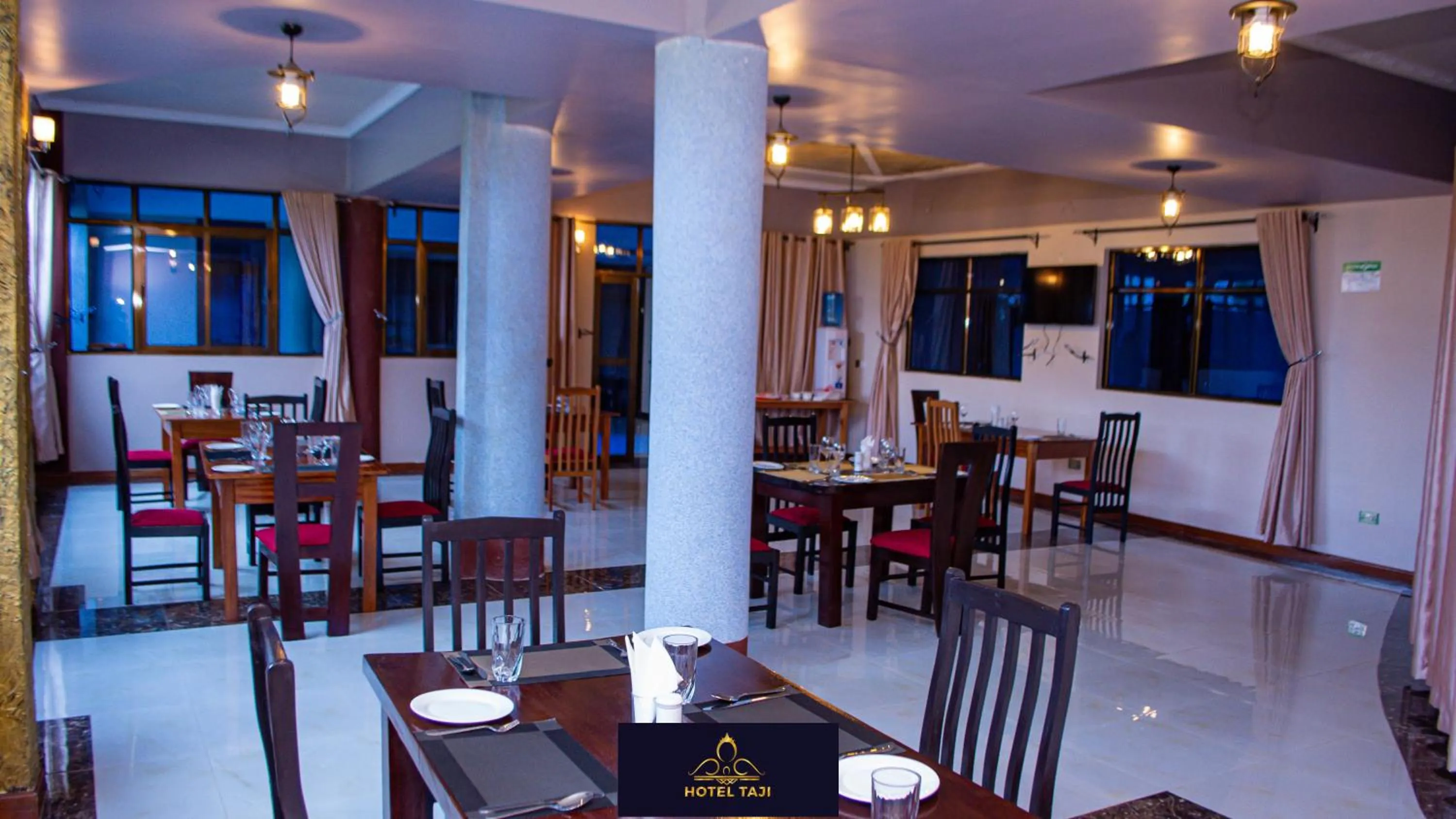 Banquet/Function facilities in HOTEL TAJI