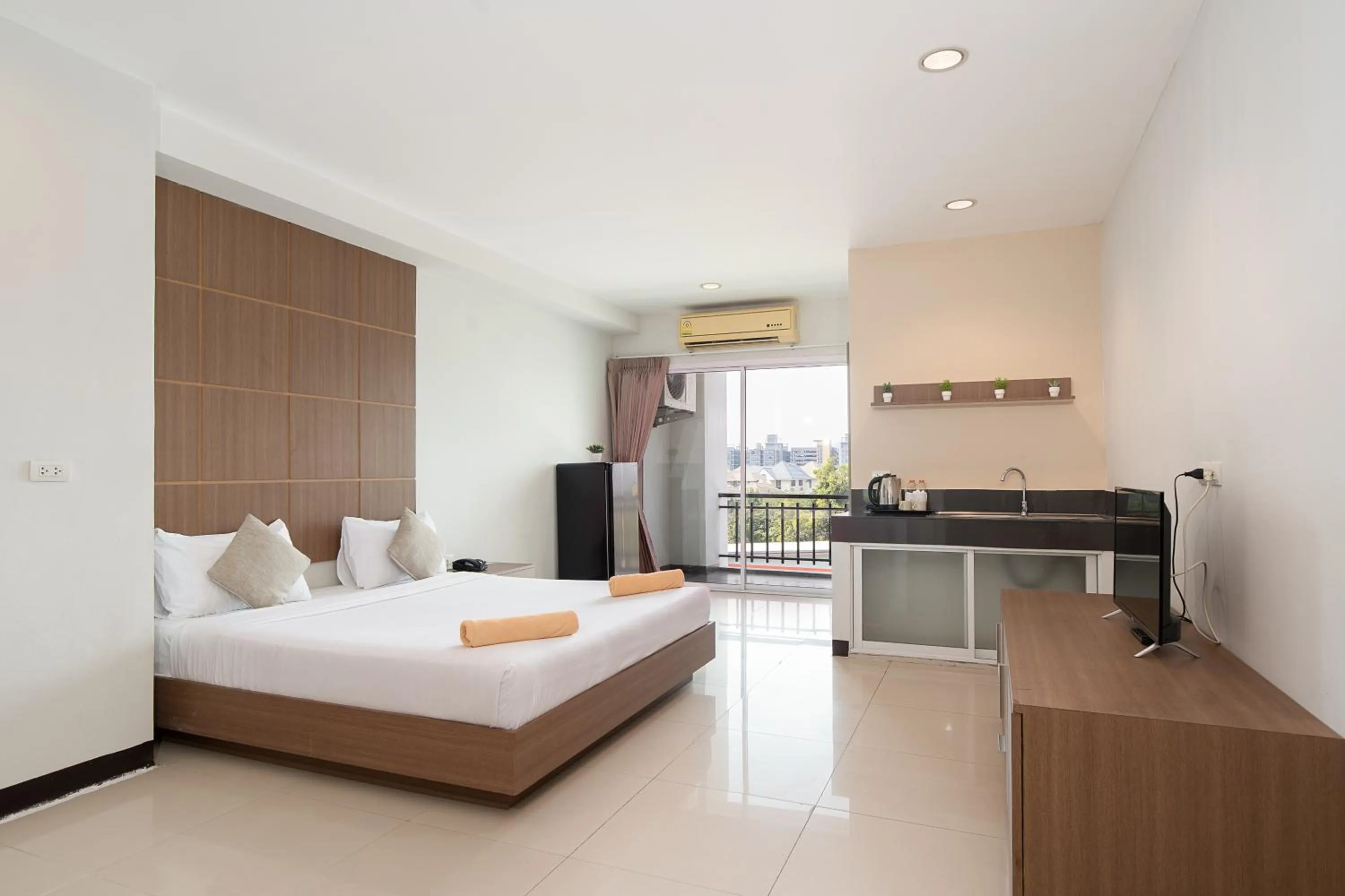 Bed in LeeNova Place