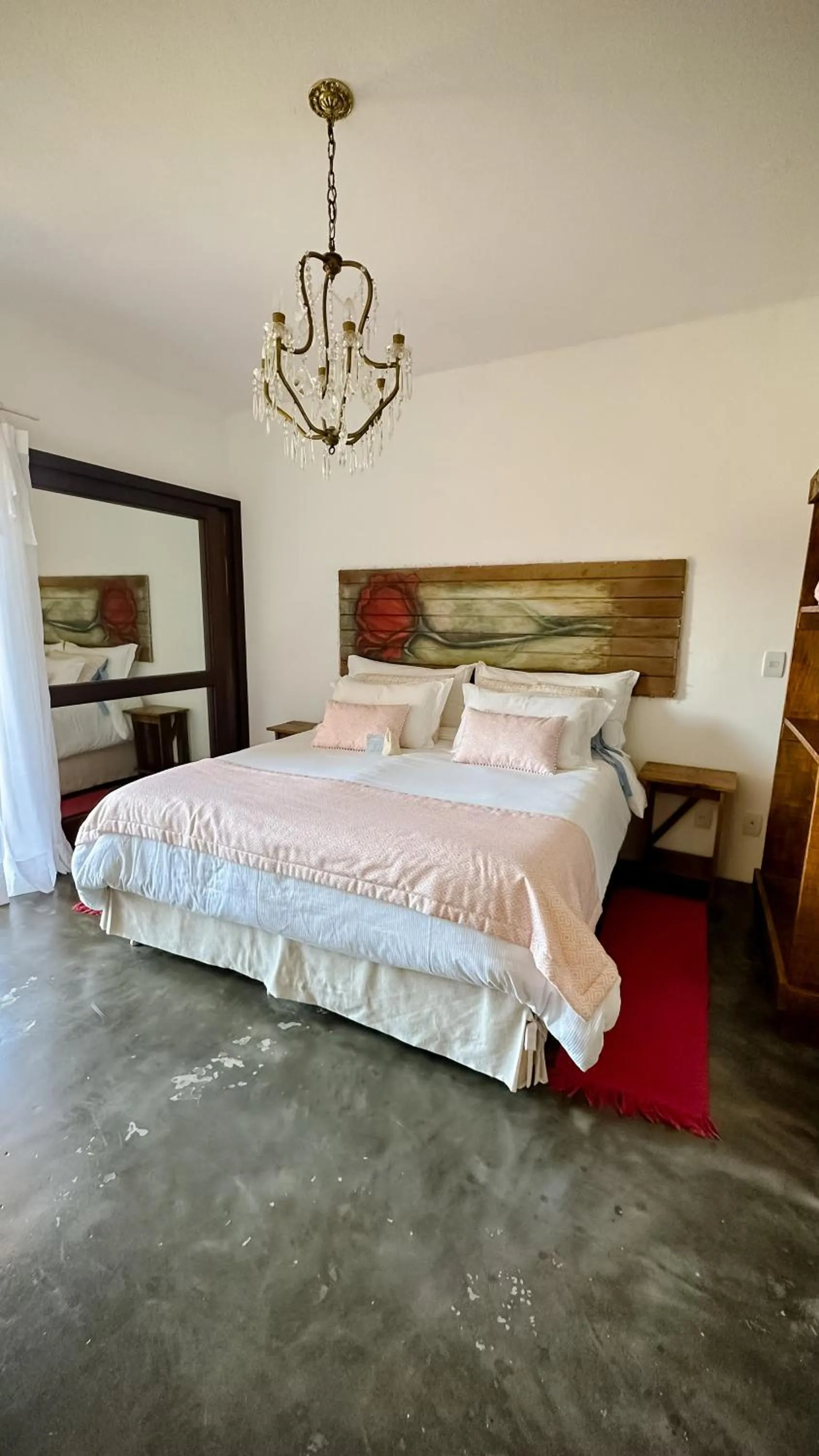 Photo of the whole room, Bed in Pousada Vila Rosada