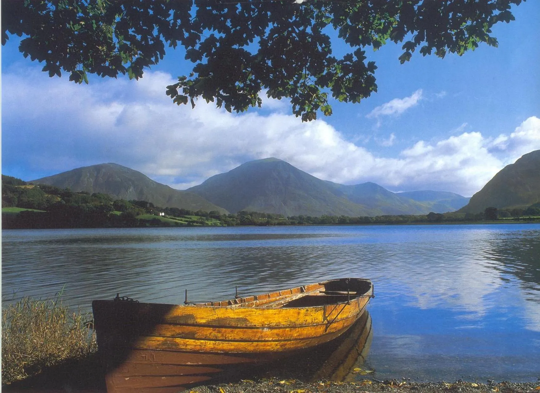 Lake view in Blelham Tarn Rustic cabin in tranquil woodland