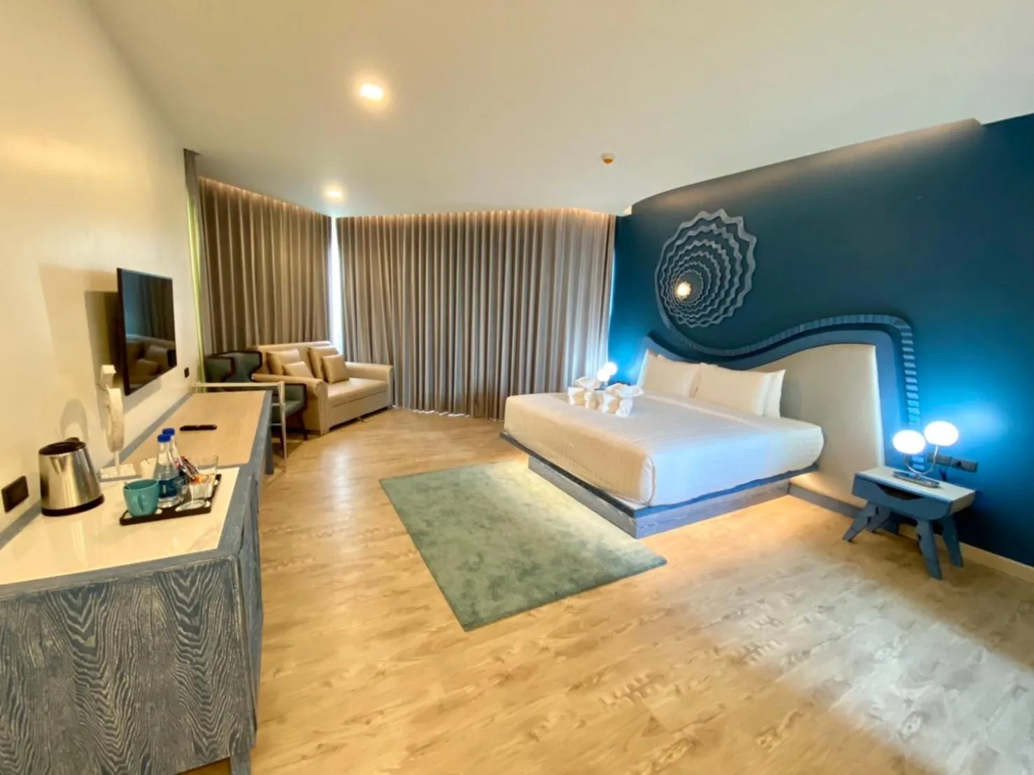 Photo of the whole room in Elmas Cha Am Design Hotel