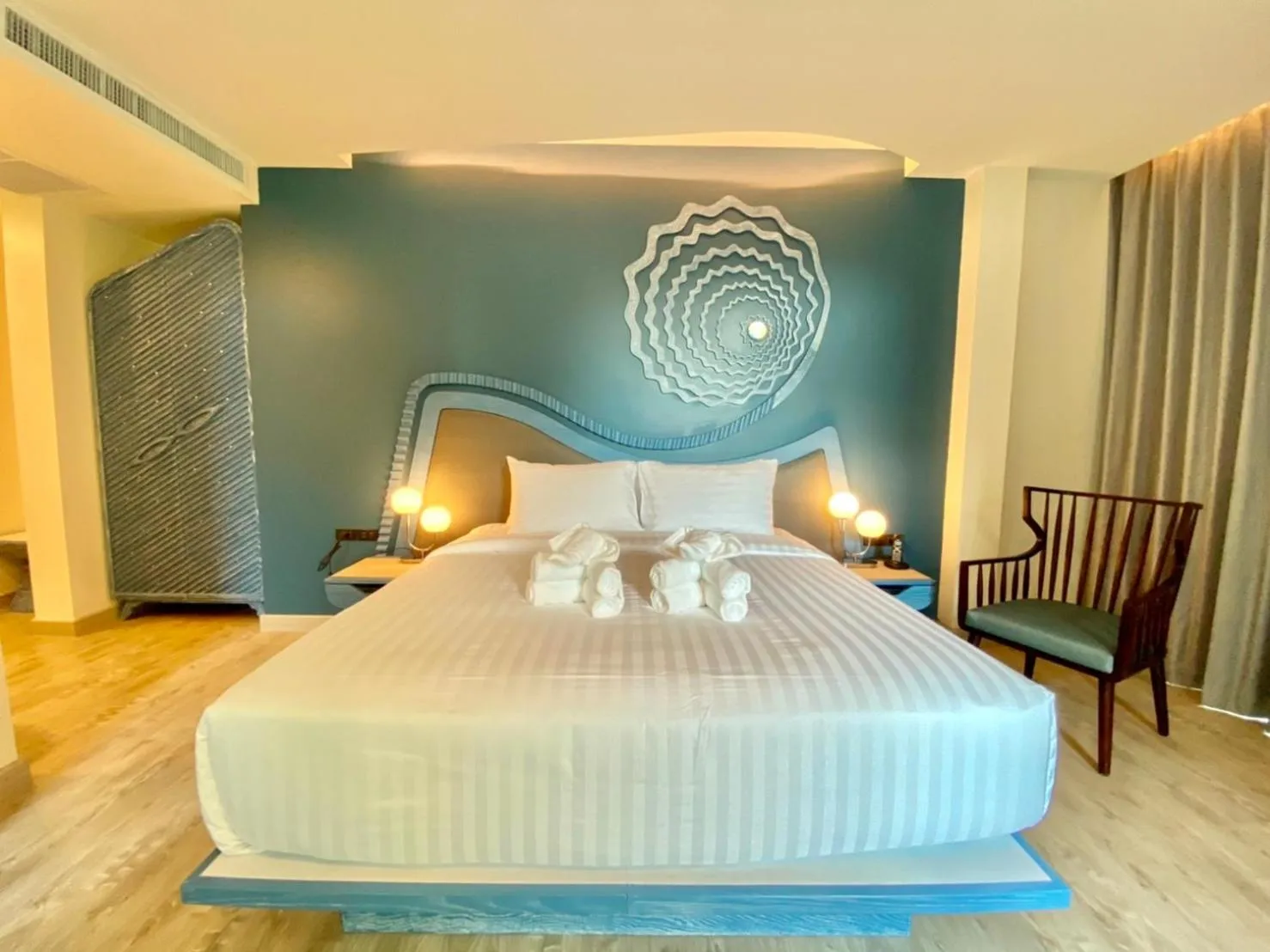 Bed in Elmas Cha Am Design Hotel