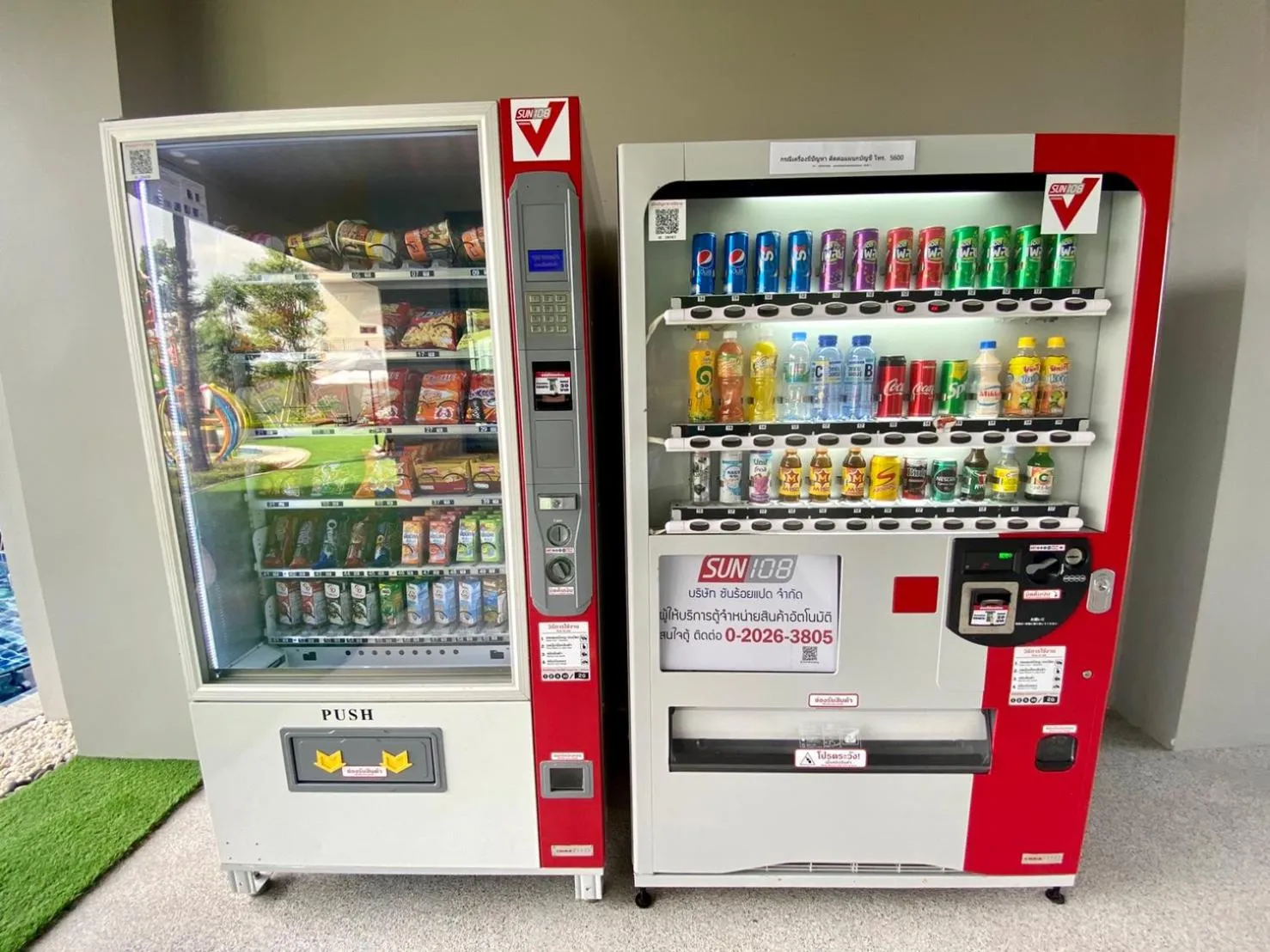 Supermarket/grocery shop in Elmas Cha Am Design Hotel