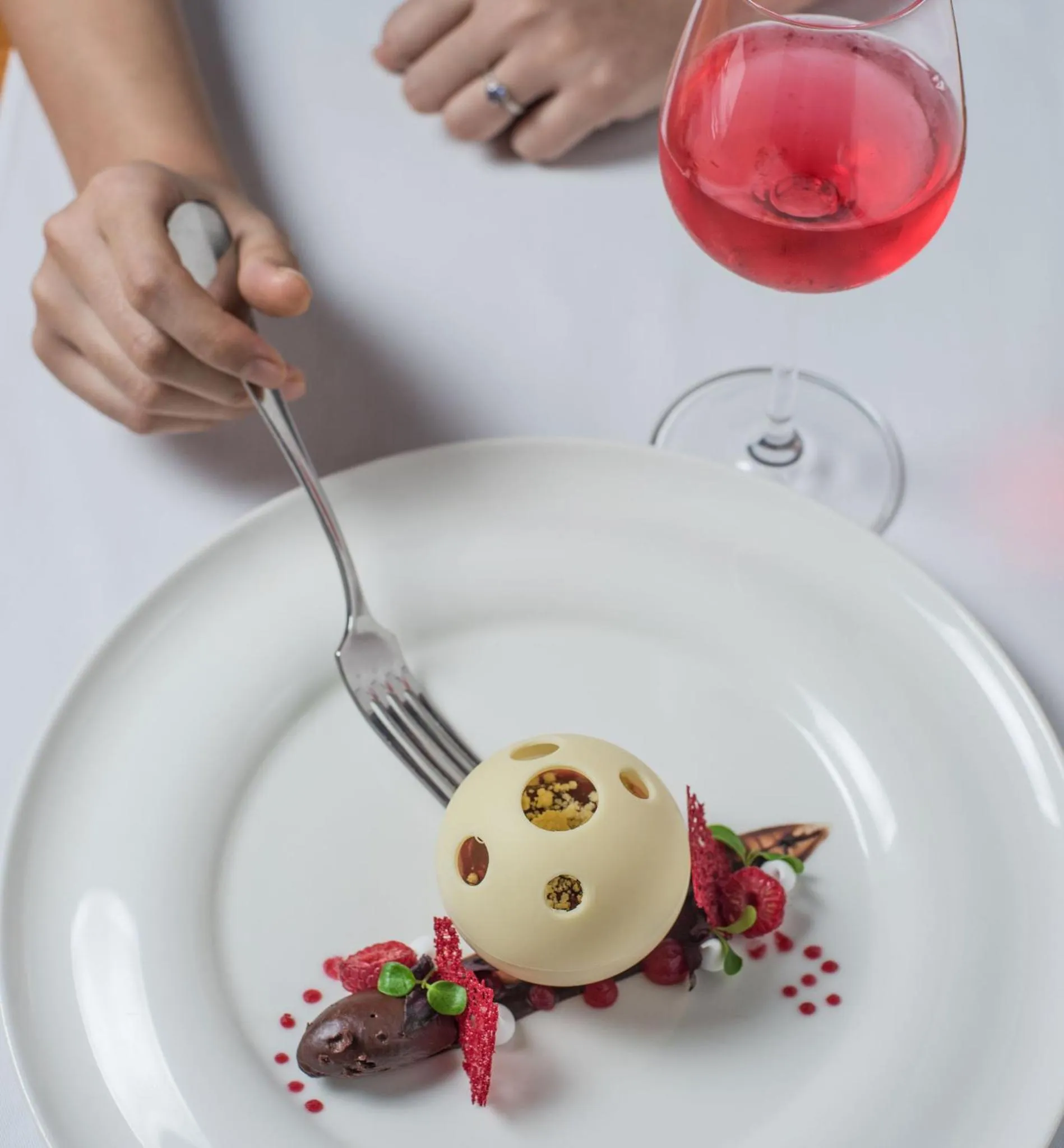 Restaurant/places to eat in Millennium Plaza Downtown, Dubai