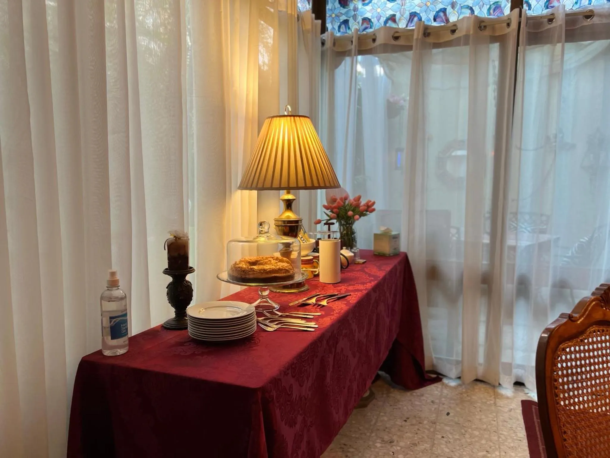 Food and drinks in Dickinson Guest House, Guadalajara Expo