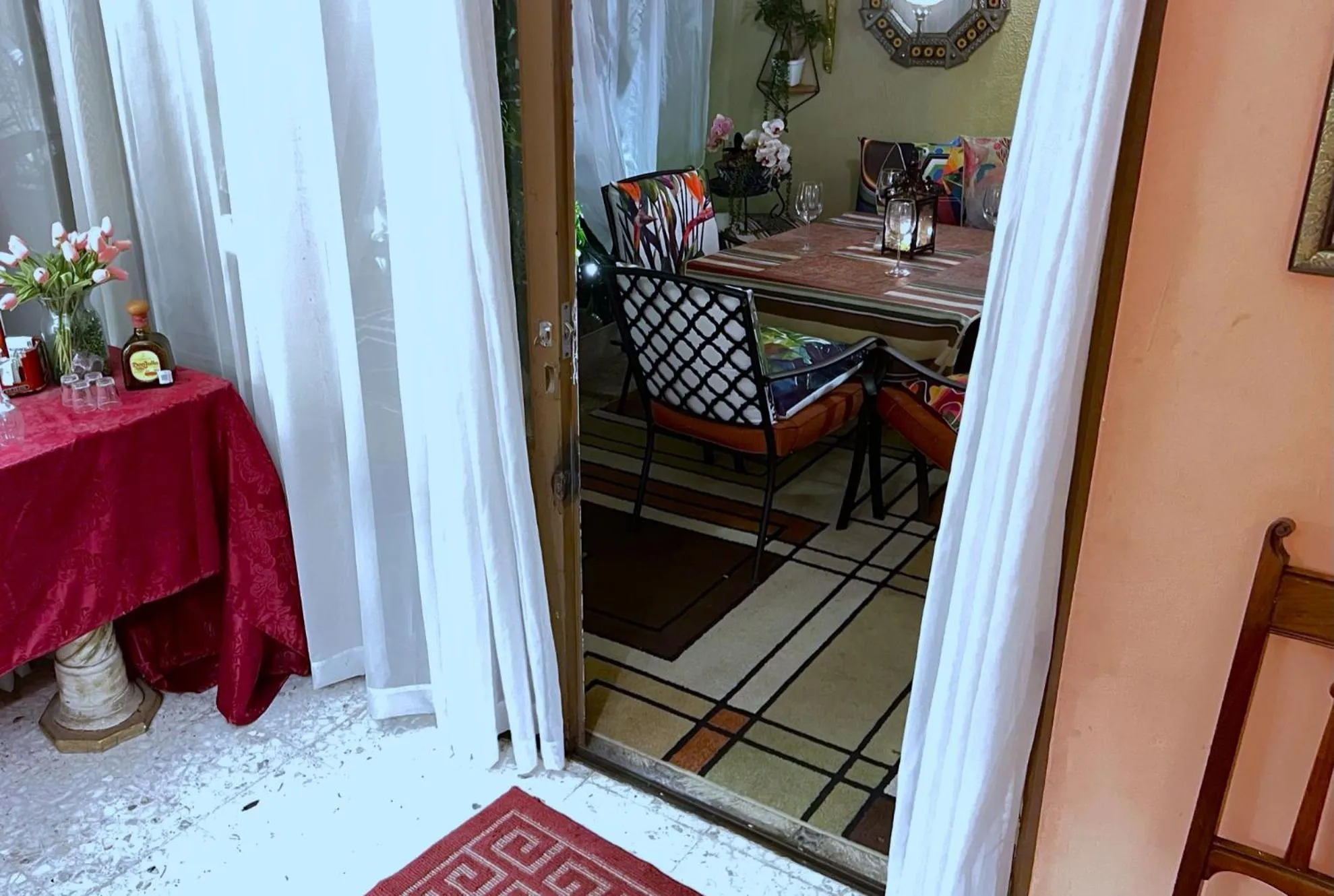 Patio in Dickinson Guest House, Guadalajara Expo