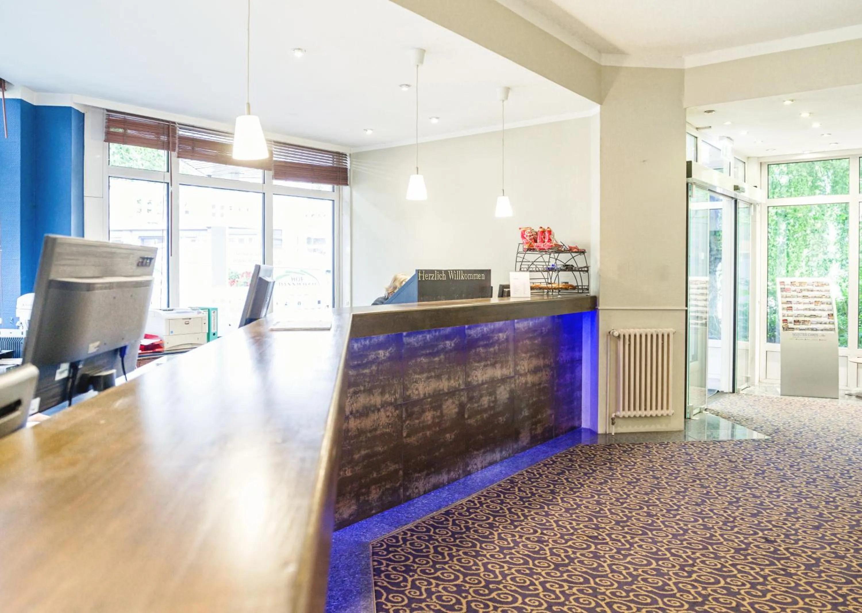 Lobby or reception in Hotel Domicil Hamburg by Golden Tulip