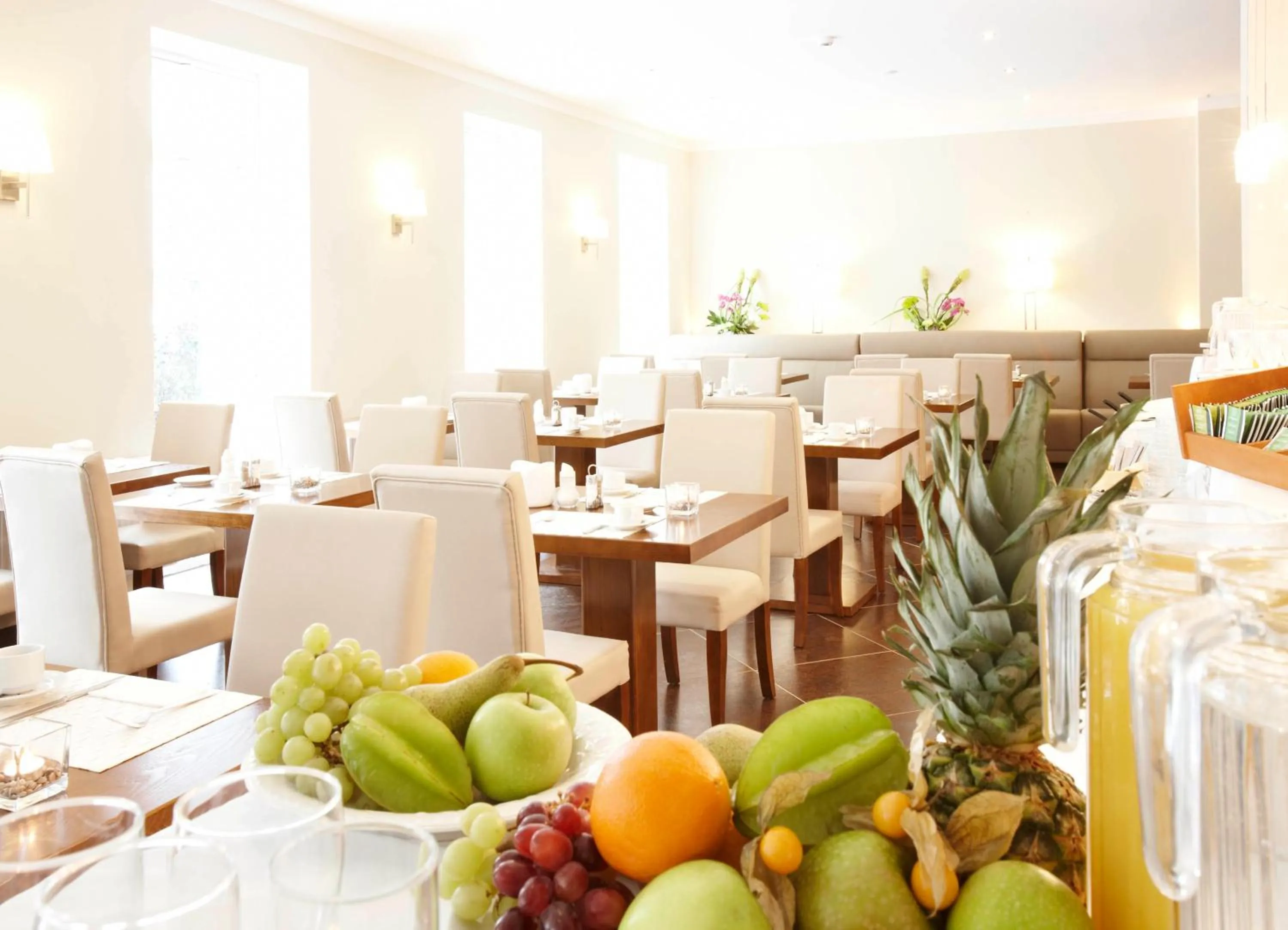 Restaurant/places to eat in Hotel Domicil Hamburg by Golden Tulip