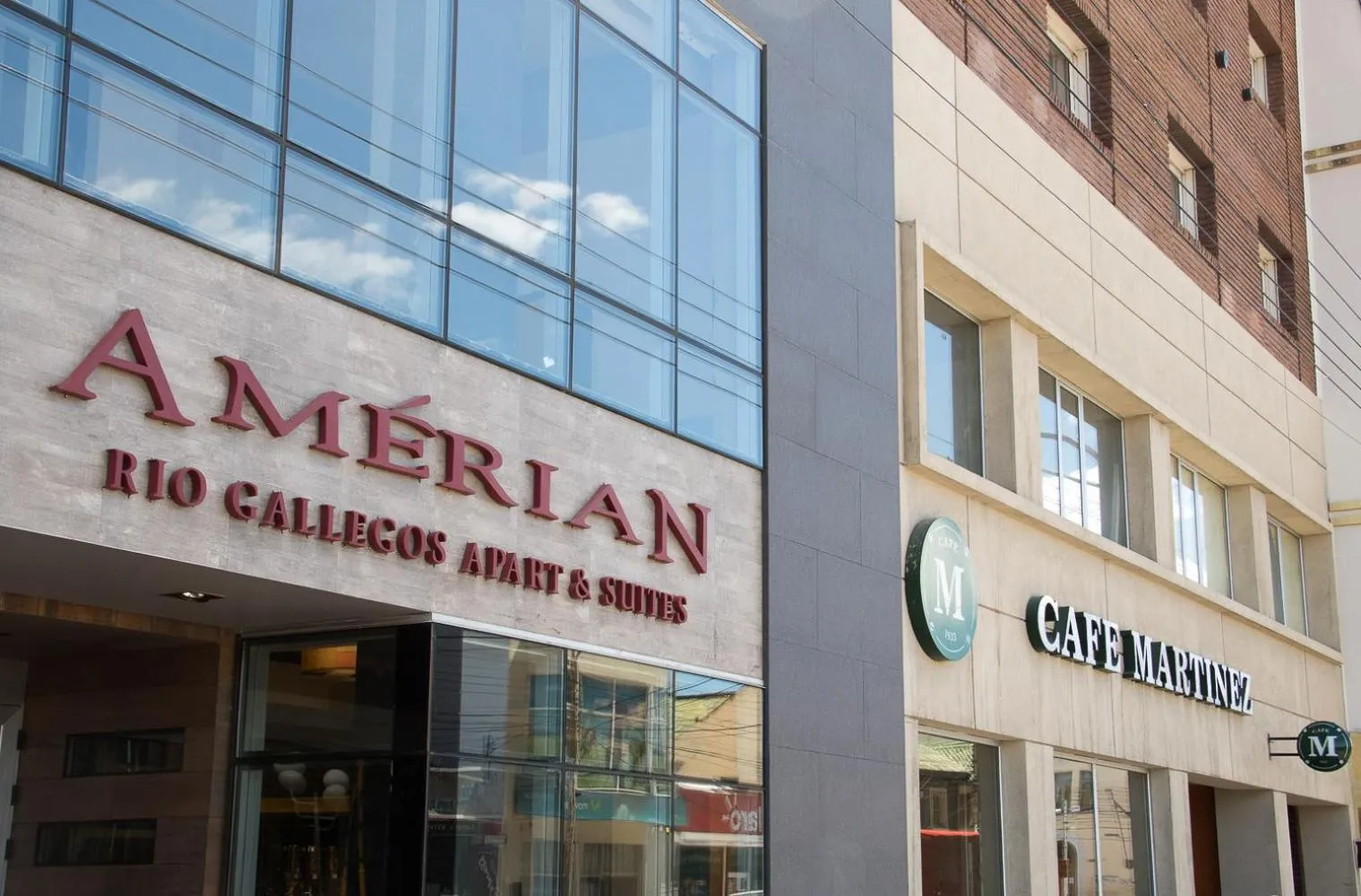 Facade/entrance in Amerian Río Gallegos