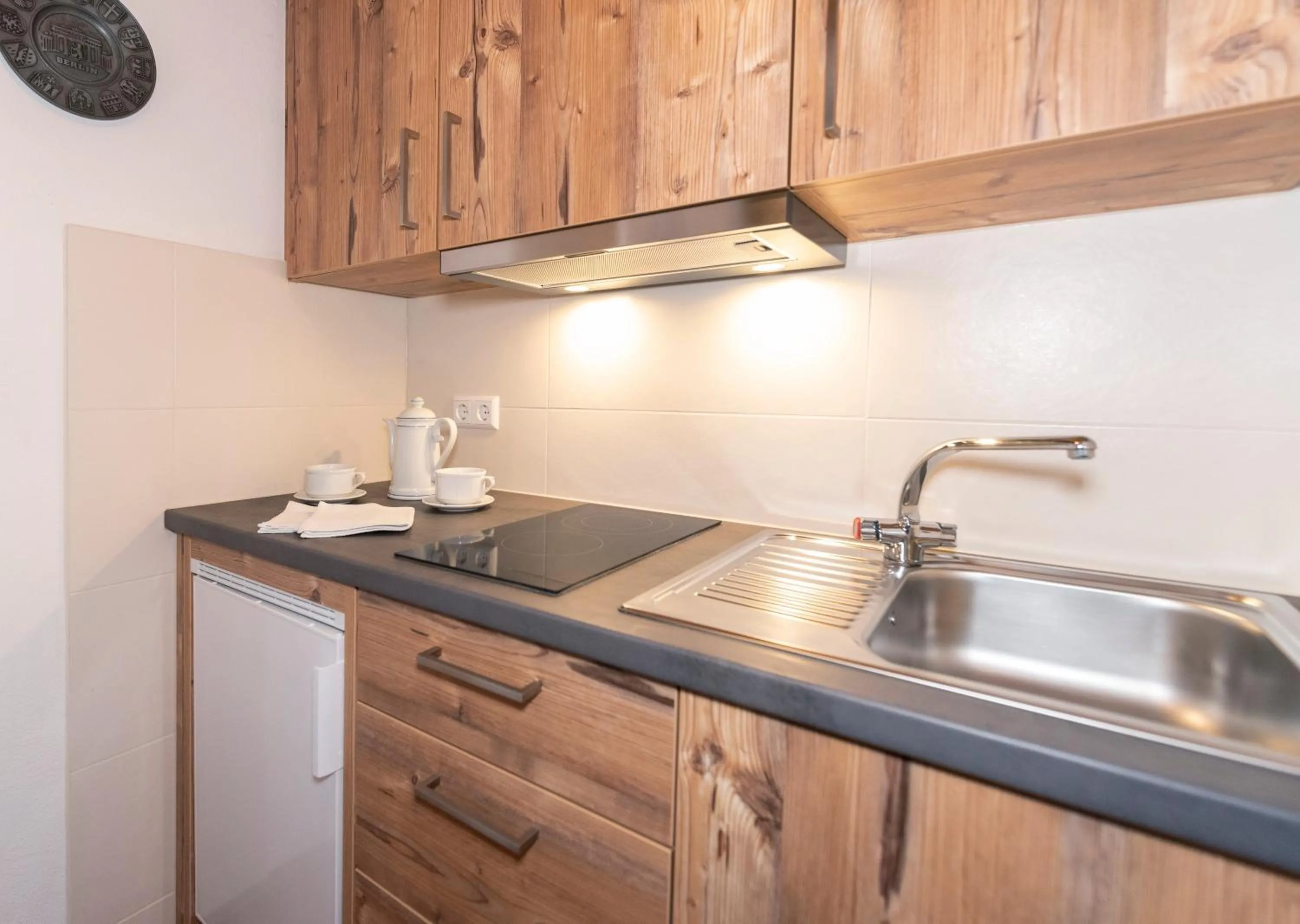 Kitchen or kitchenette in Gästehaus Bergstüberl