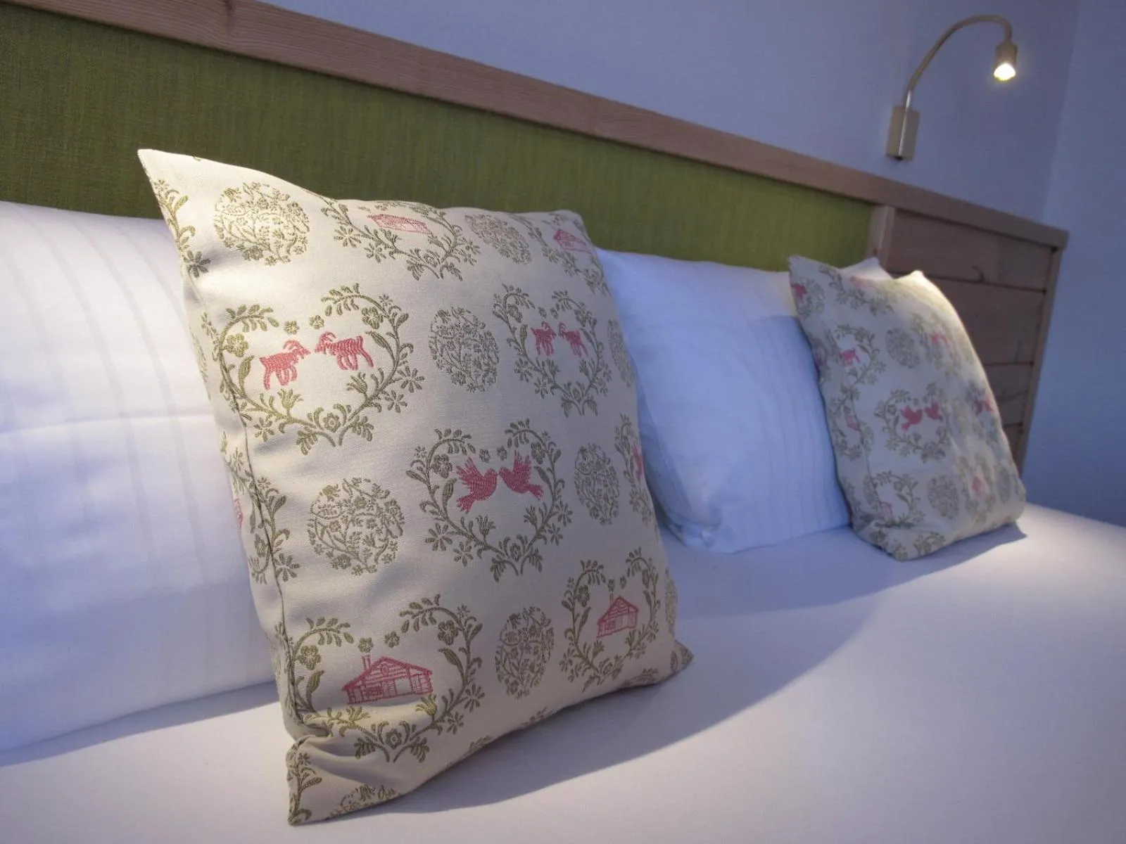 Bed in Gästehaus Bergstüberl
