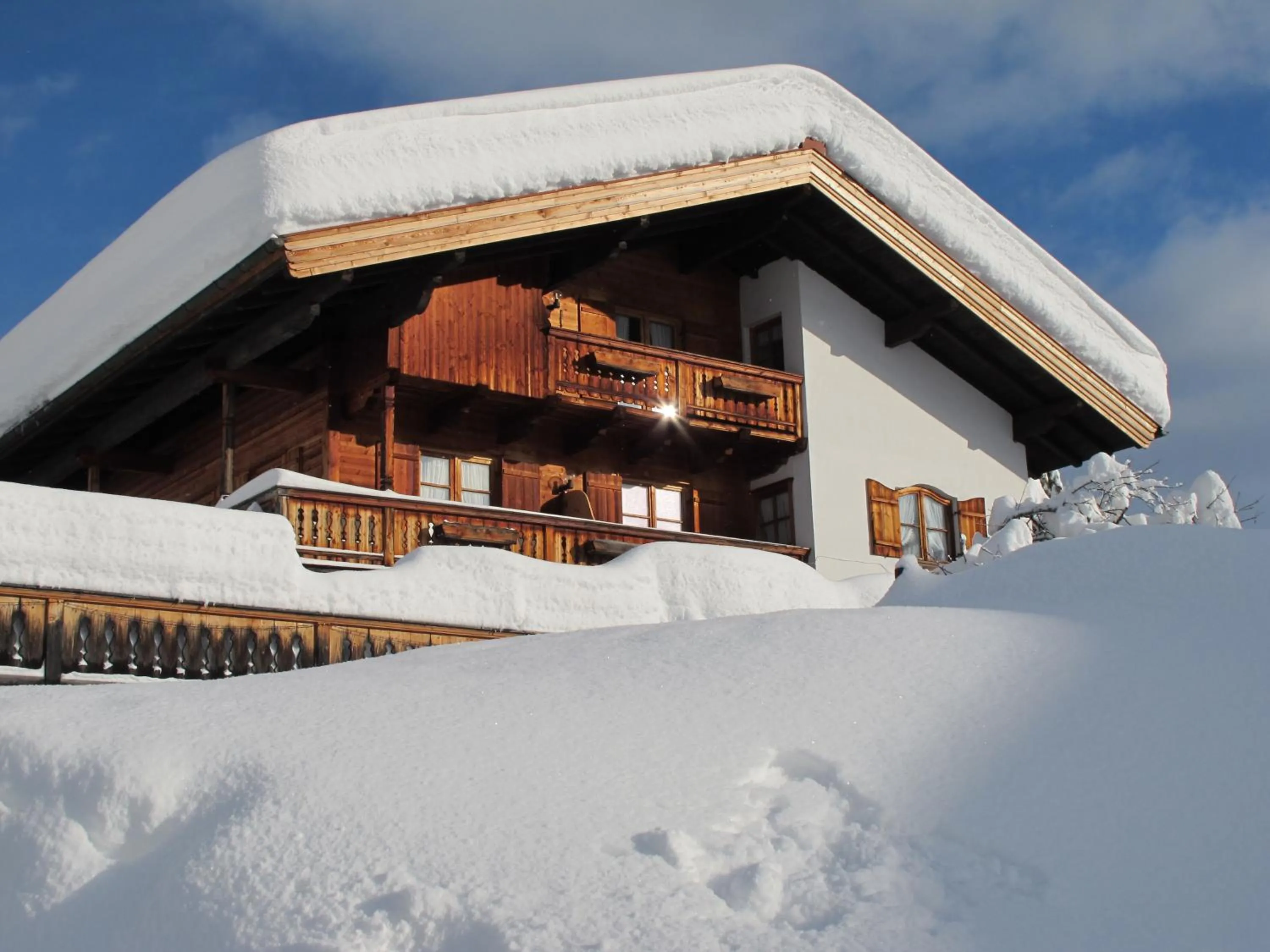 Property building in Gästehaus Bergstüberl