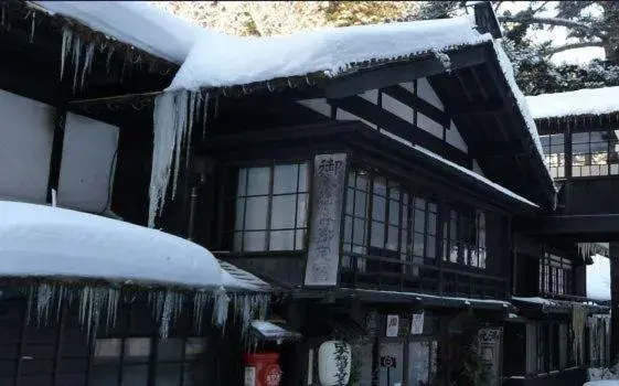 Facade/entrance in Houshi Onsen Chojukan Facade/entrance in Houshi Onsen Chojukan