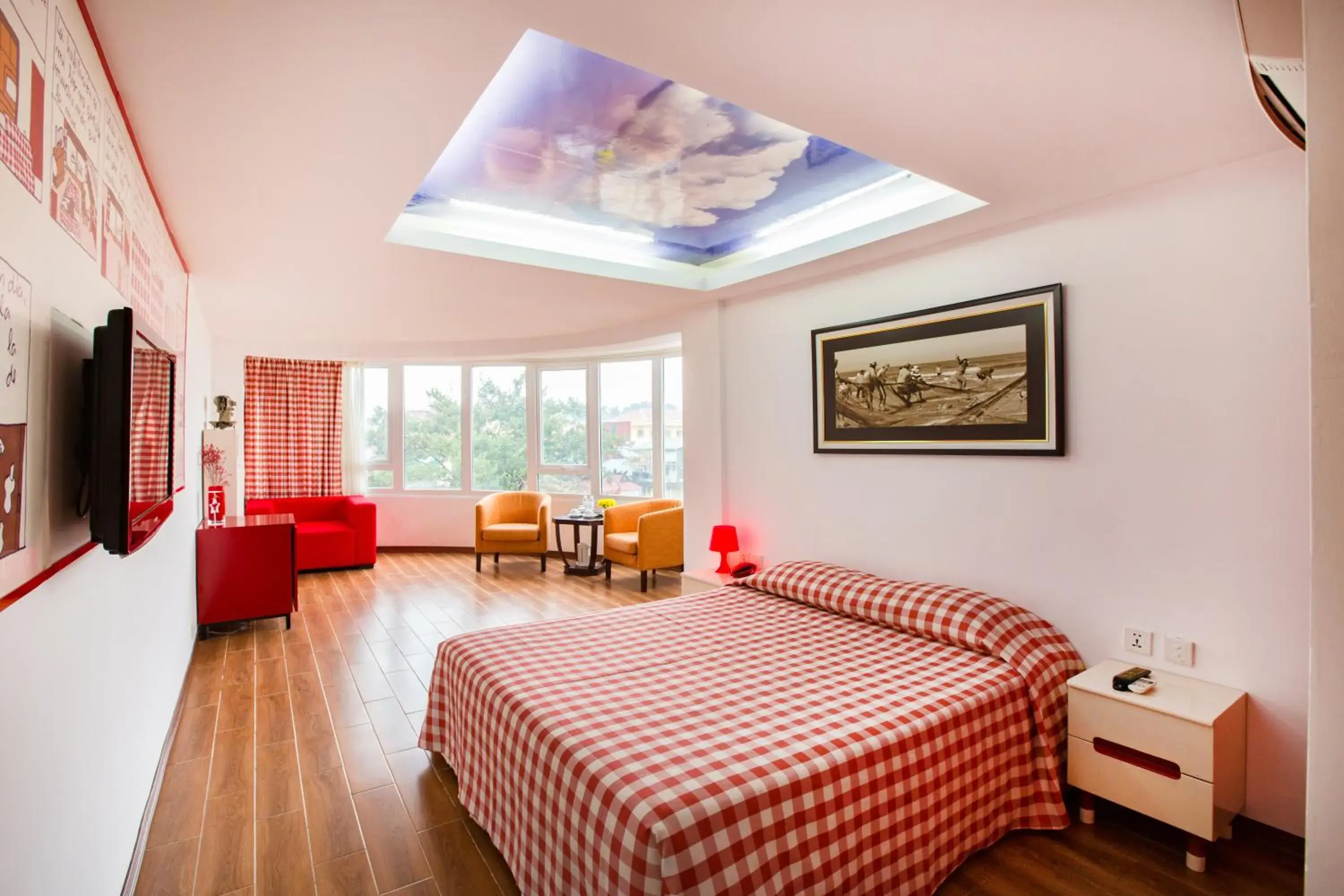 Decorative detail, Bed in Thang Long Espana Hotel Decorative detail, Bed in Thang Long Espana Hotel