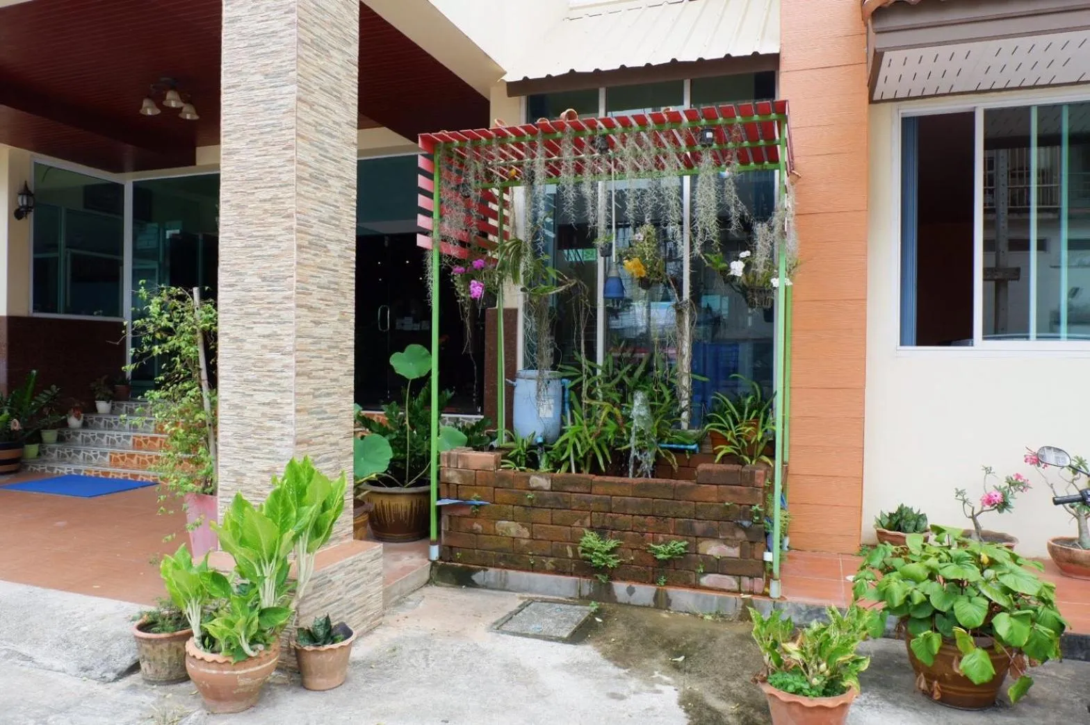 Garden in Na Chaidej hotel