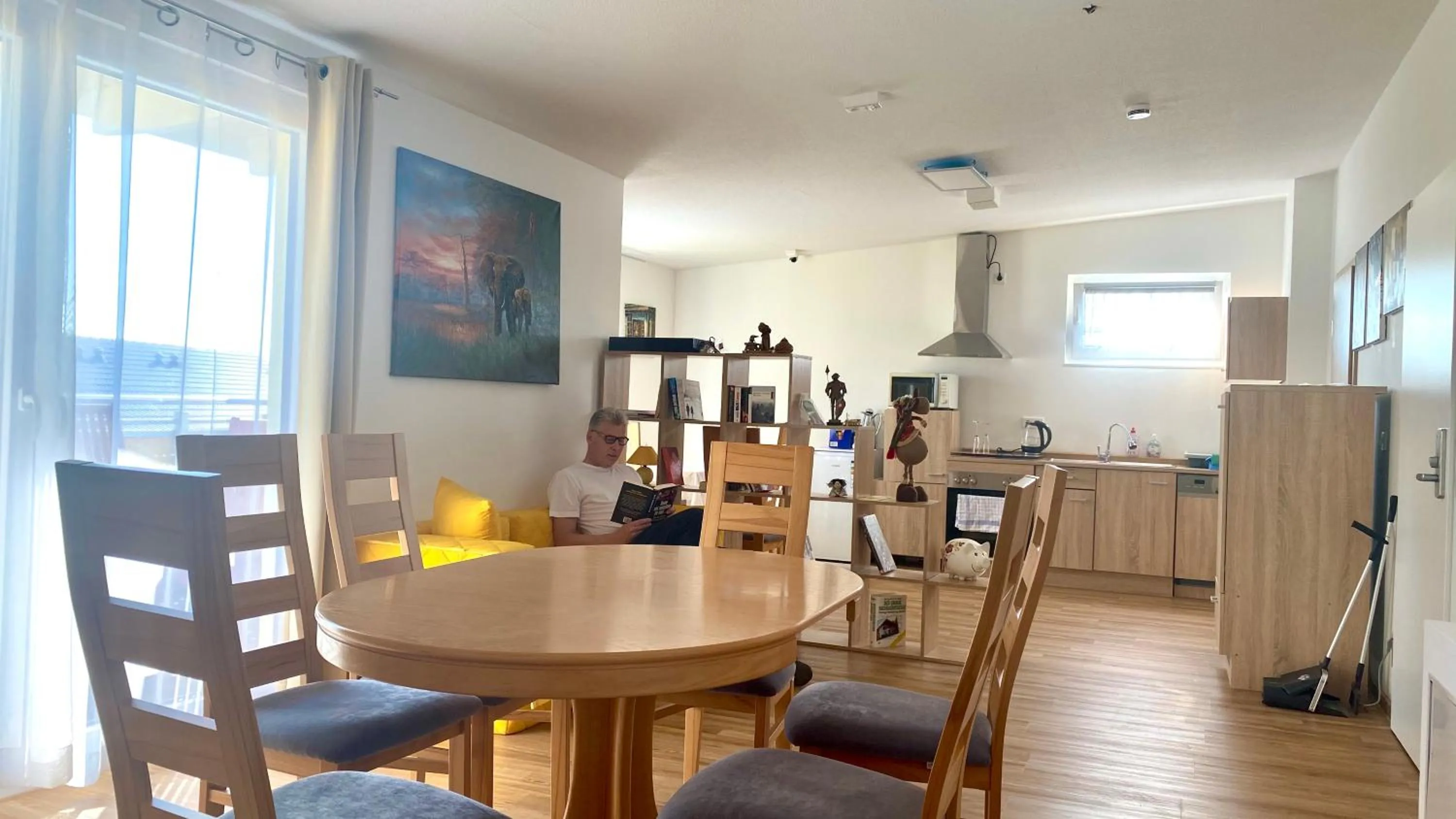 Meeting/conference room in i-Motel