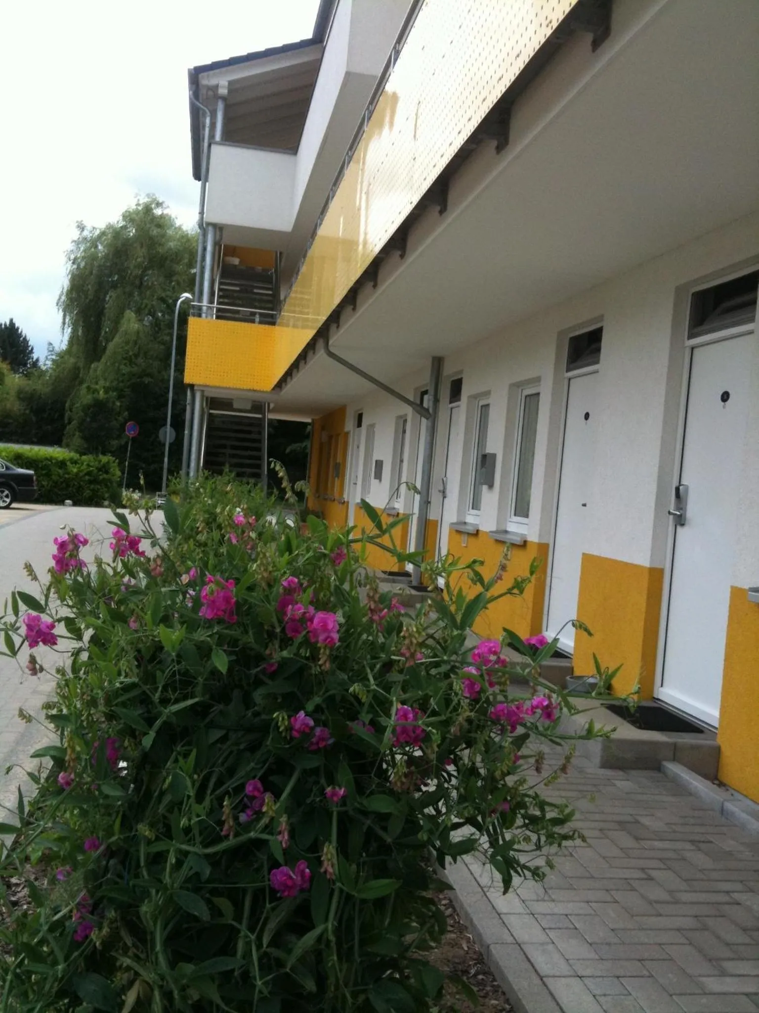 Facade/entrance in i-Motel