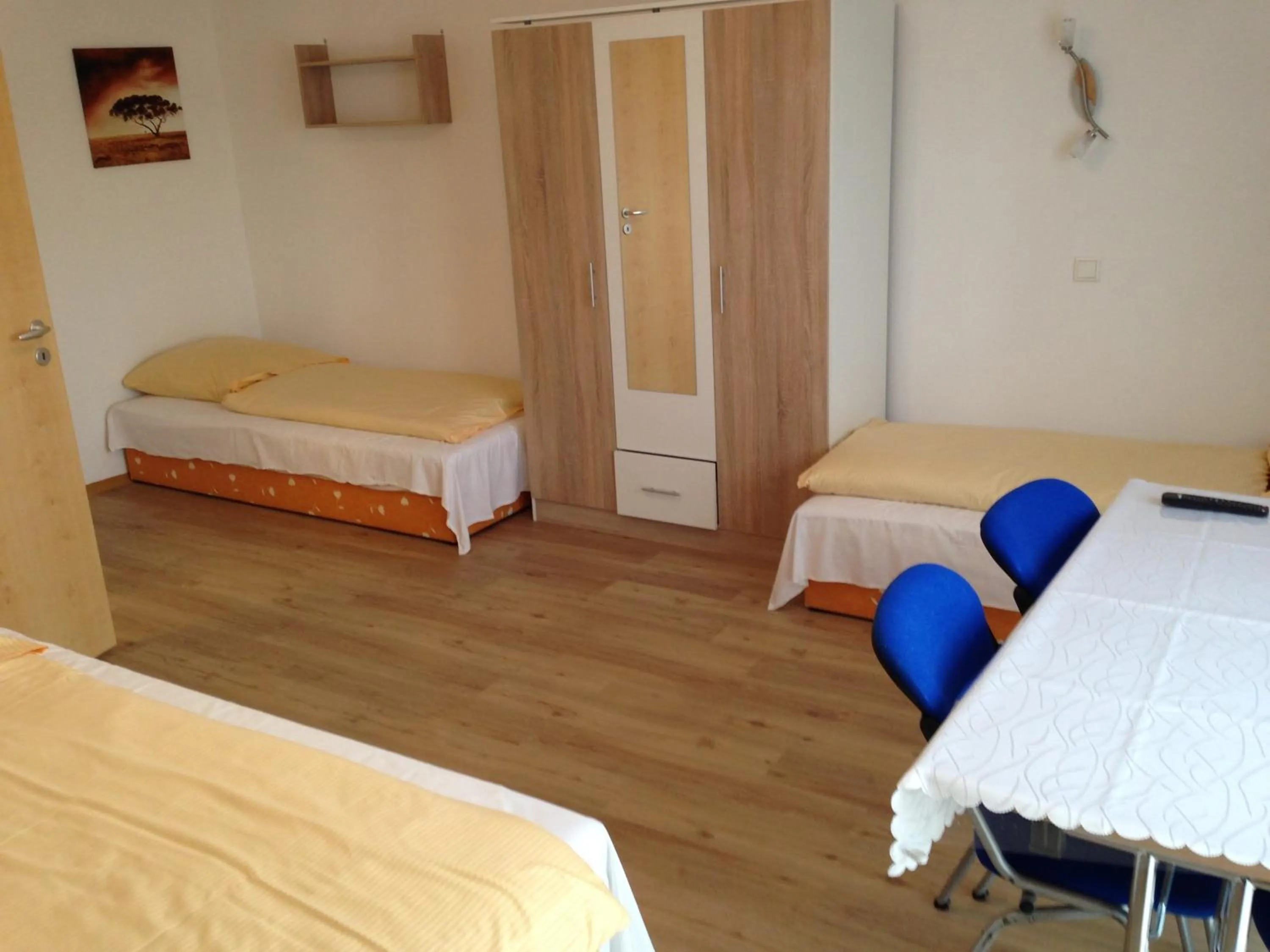 Photo of the whole room, Bed in i-Motel