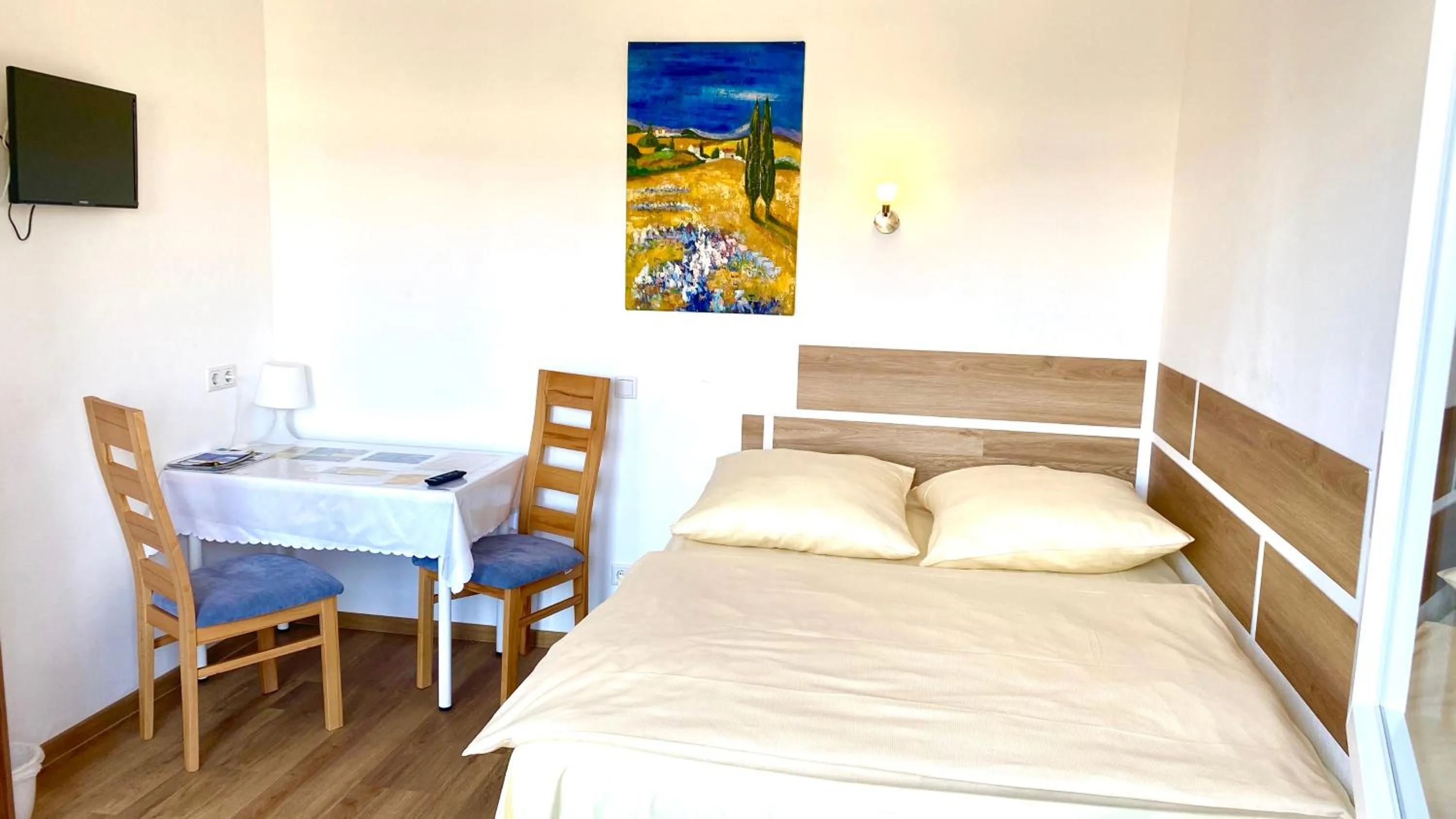 Guests, Bed in i-Motel