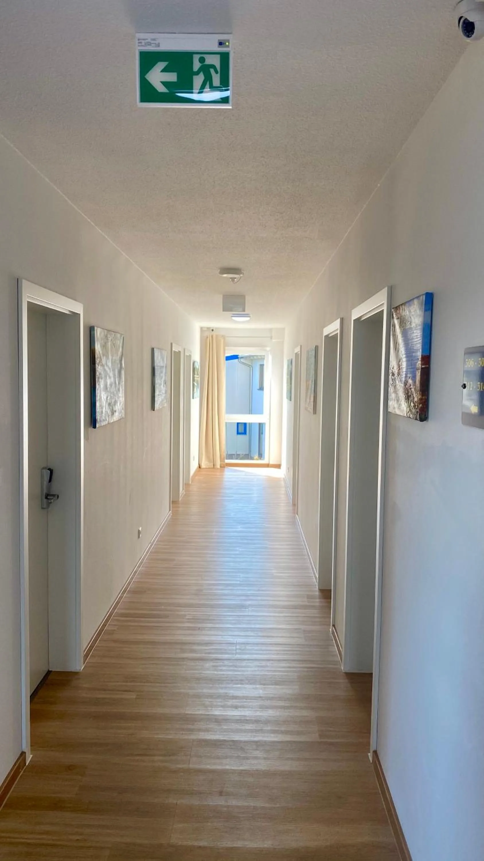 Facade/entrance in i-Motel