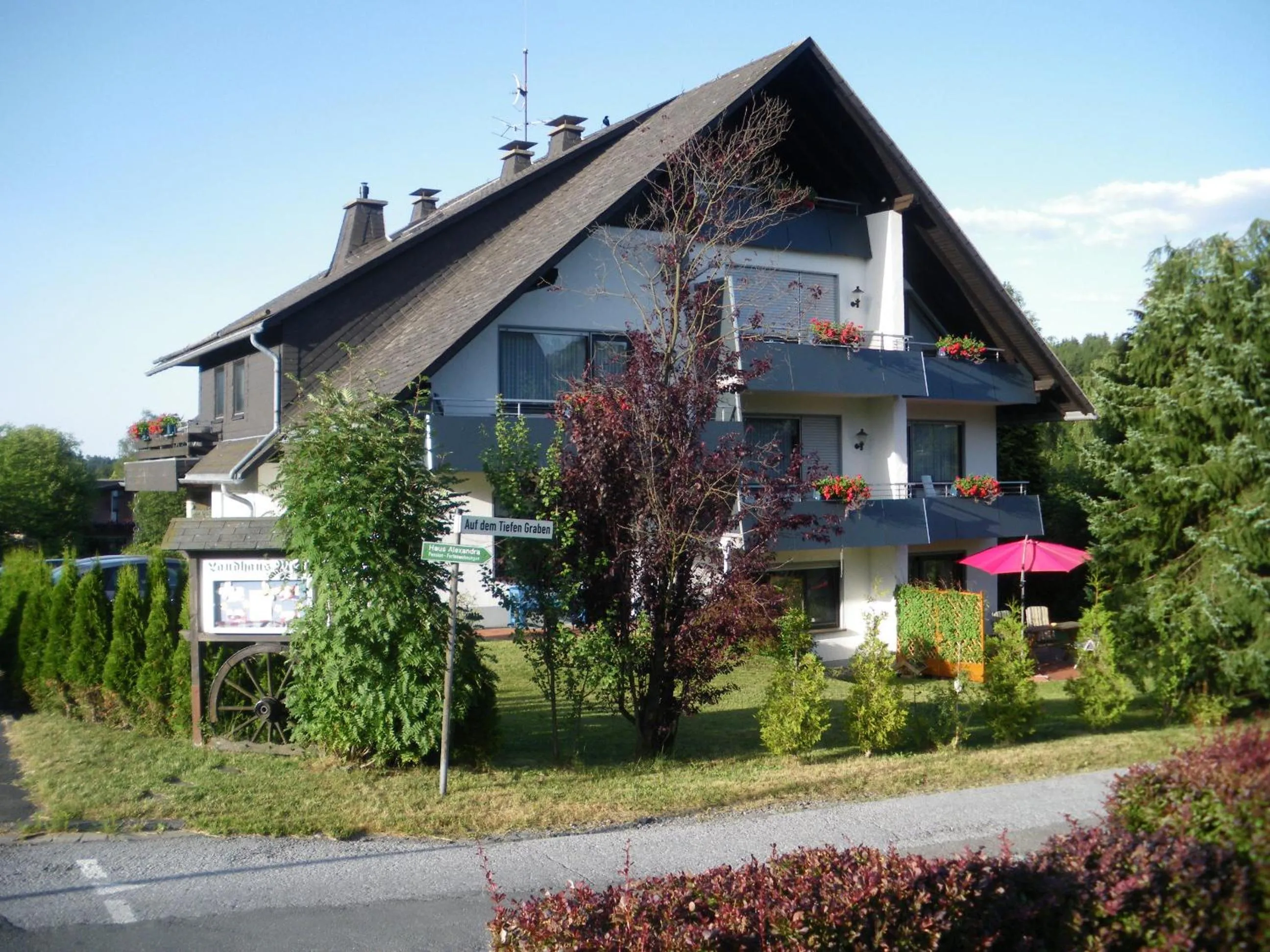 Ferienwohnungen Landhaus Meran inkl MeineCardPlus