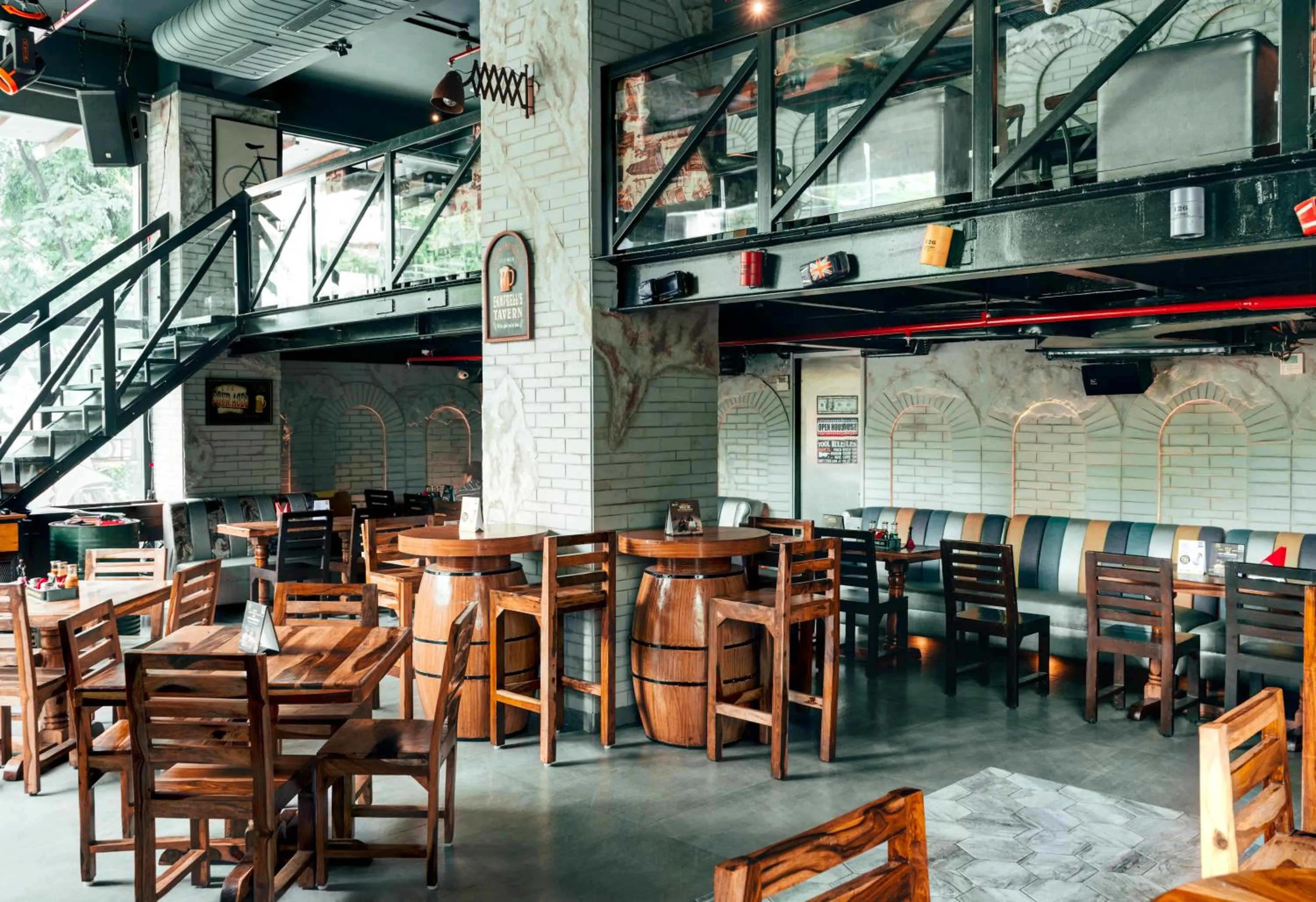 Lounge or bar in BEYZAA HOTEL AND SUITES