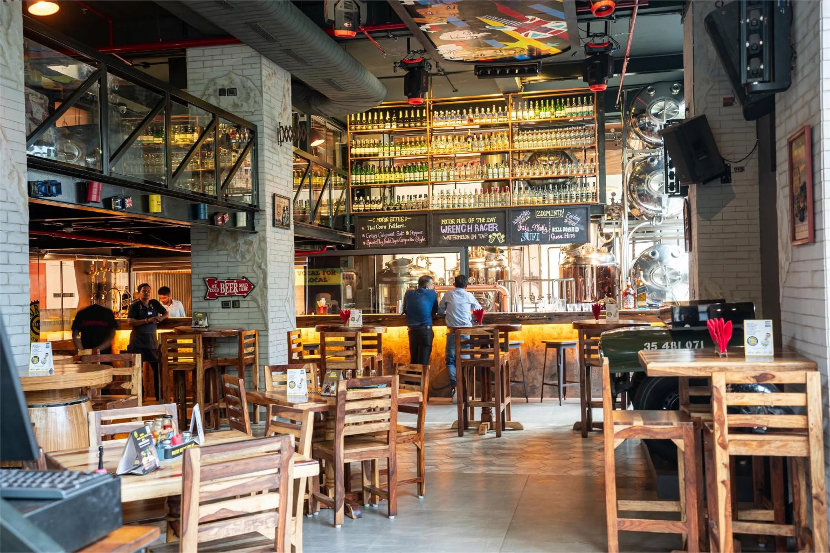 Restaurant/places to eat in BEYZAA HOTEL AND SUITES