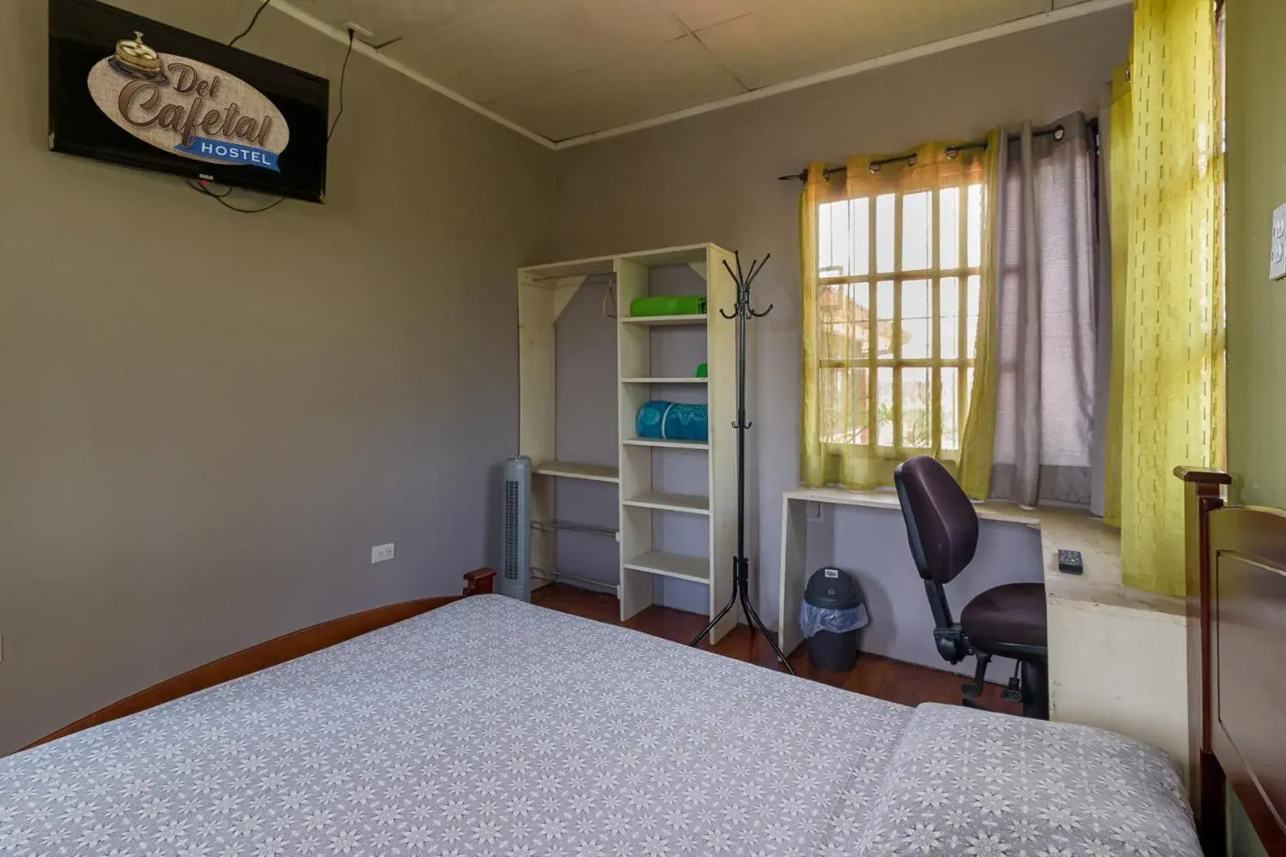 Double Room with Shared Bathroom - single occupancy in Delcafetalcr Double Room with Shared Bathroom - single occupancy in Delcafetalcr