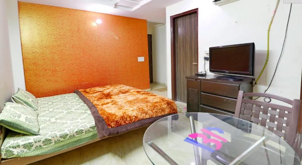 Bed in SSS Group Hotel Dwarka Delhi