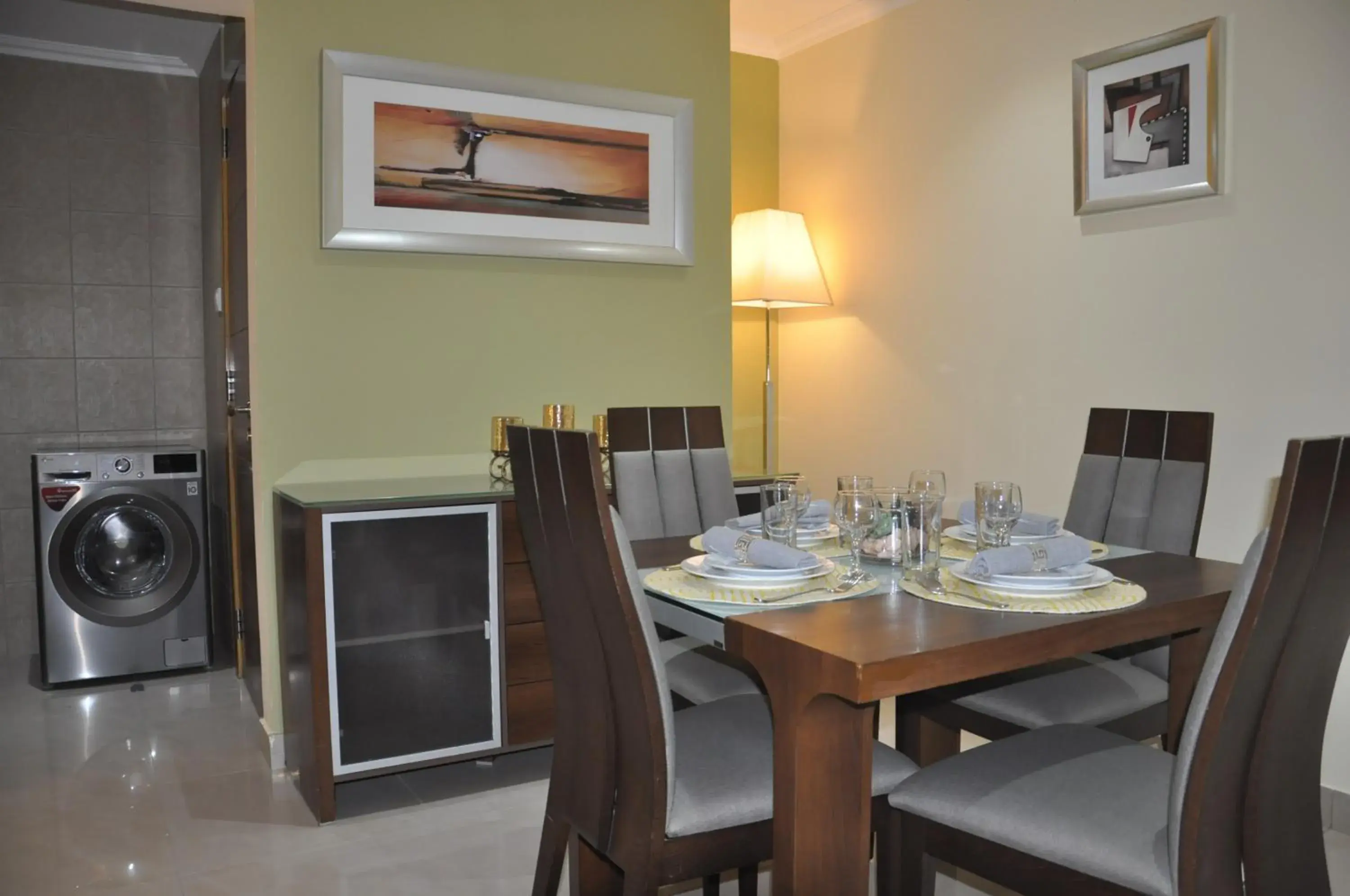 Dining area, Restaurant/Places to Eat in Radiance Premium Suites